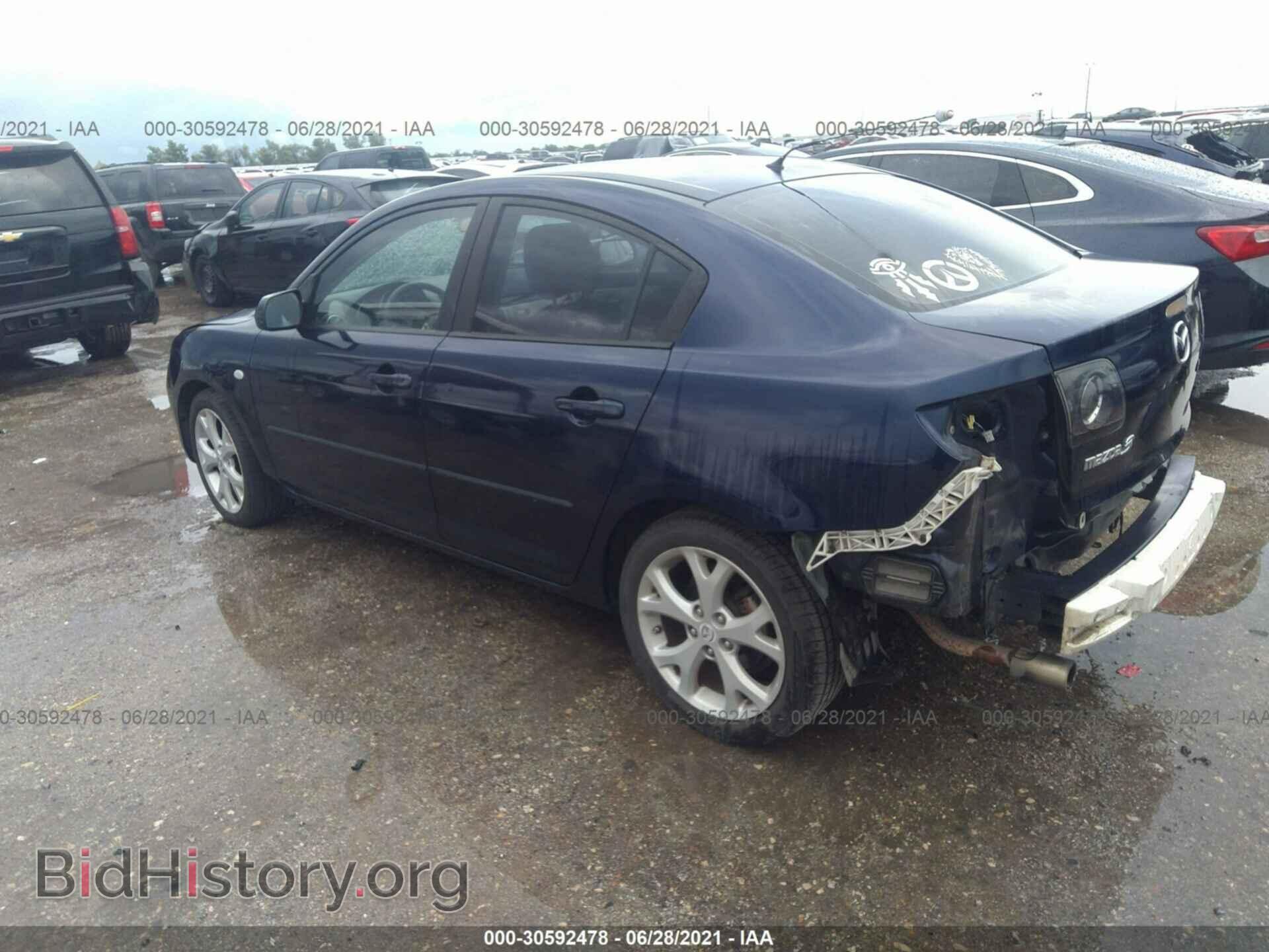2008 MAZDA MAZDA3 - VIN: JM1BK32F181127724 - Фото 3