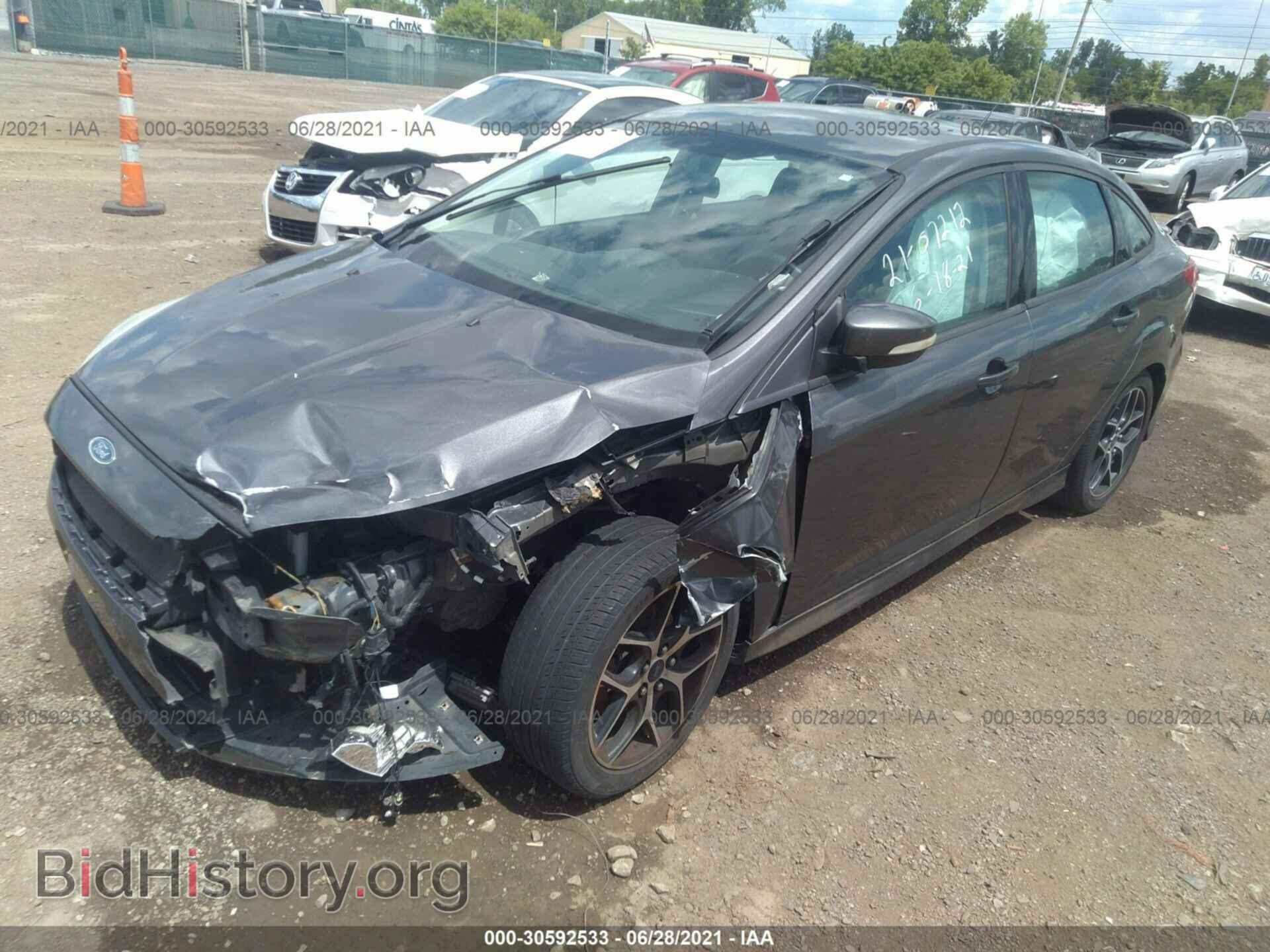 2015 FORD FOCUS - VIN: 1FADP3F25FL260348 - Photo 2