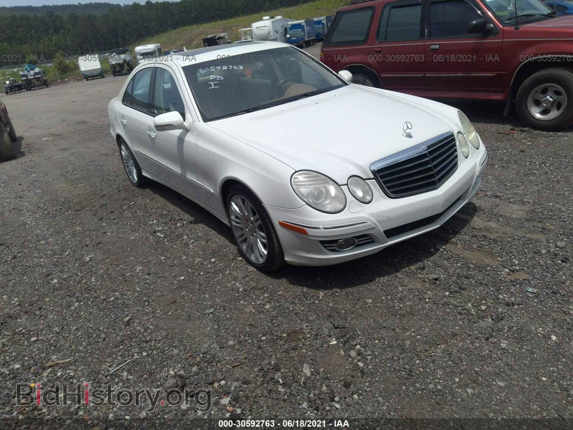 Photo WDBUF56X47B153771 - MERCEDES-BENZ E-CLASS 2007