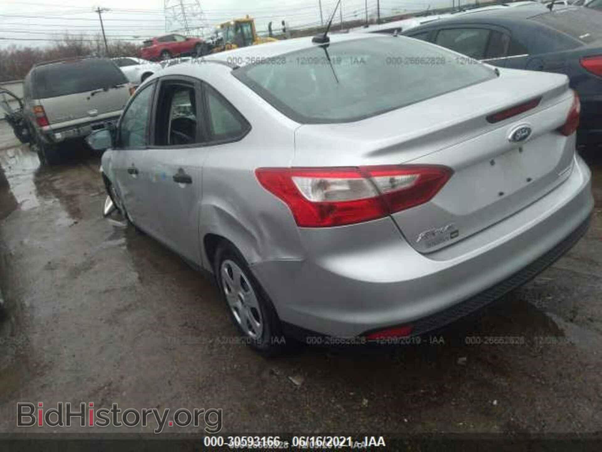 2013 FORD FOCUS - VIN: 1FADP3E2XDL143606 - Фото 3