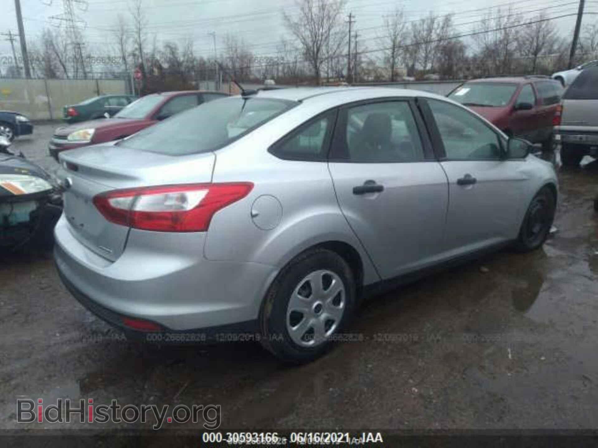 2013 FORD FOCUS - VIN: 1FADP3E2XDL143606 - Фото 4