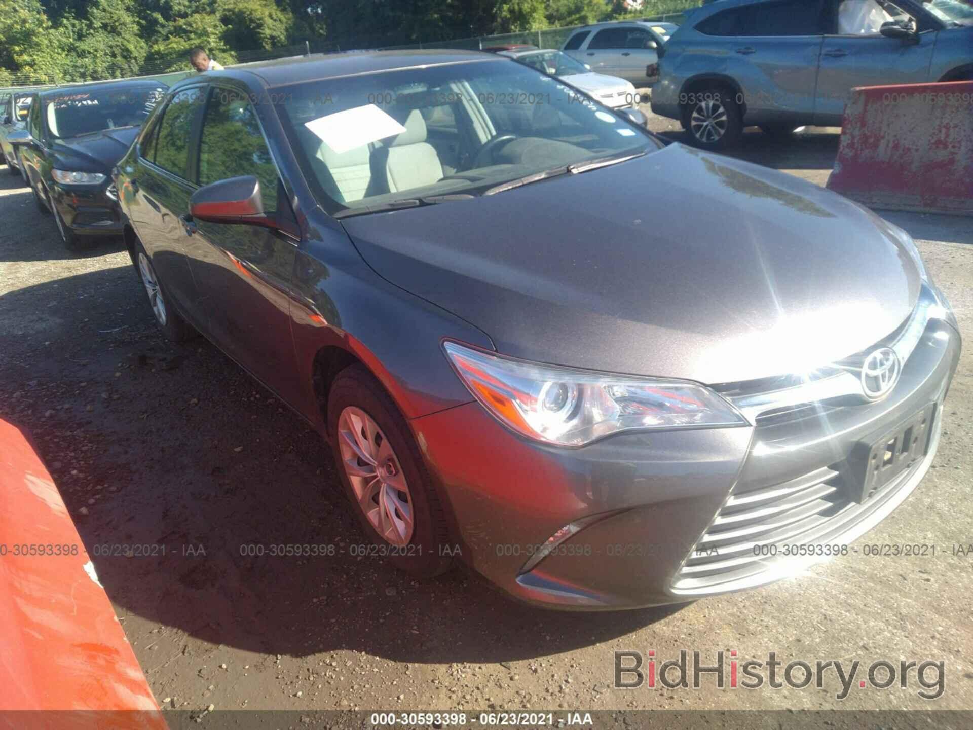 Photo 4T1BF1FK6HU426703 - TOYOTA CAMRY 2017