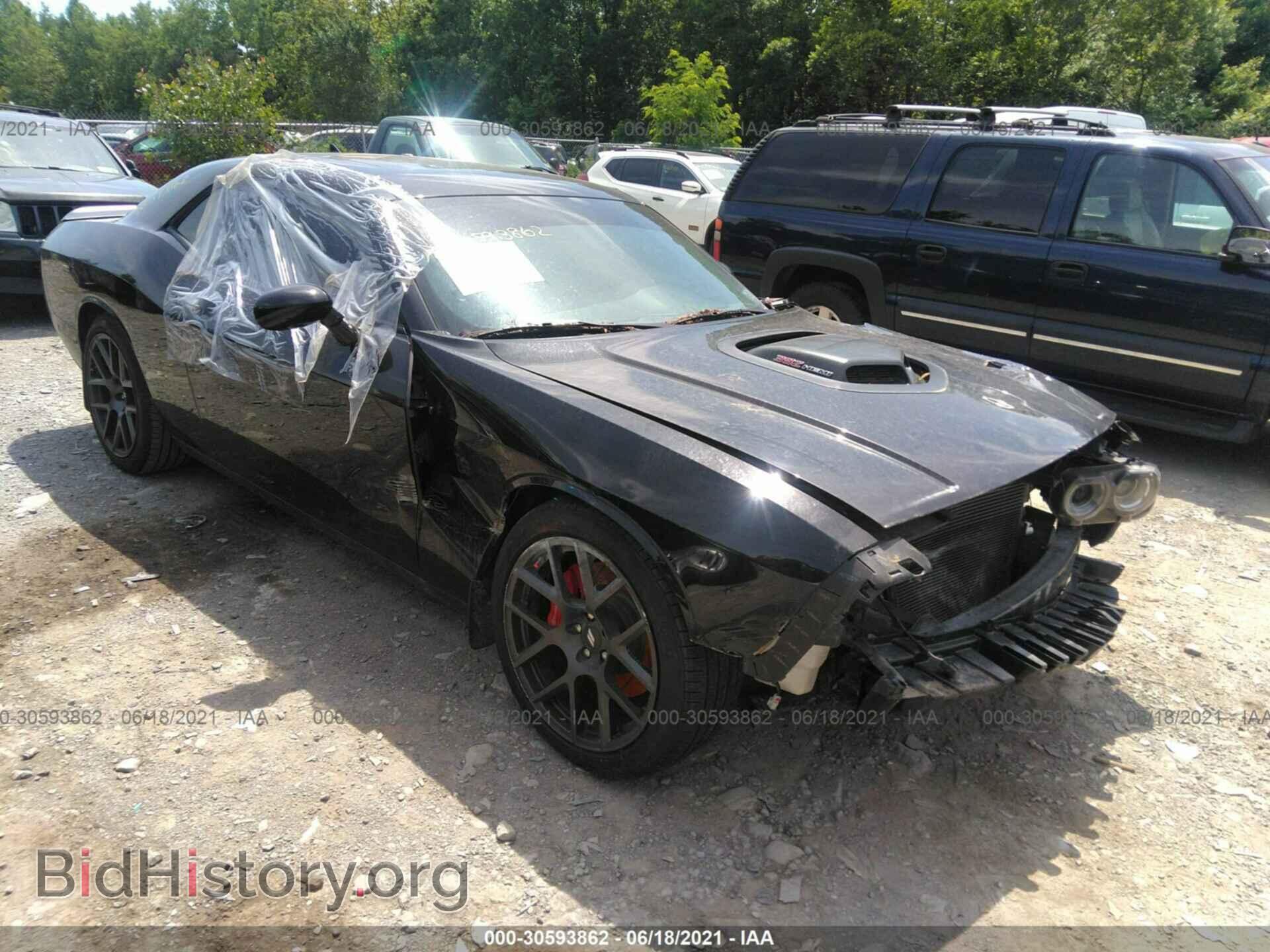 Фотография 2C3CDZFJ2JH246099 - DODGE CHALLENGER 2018