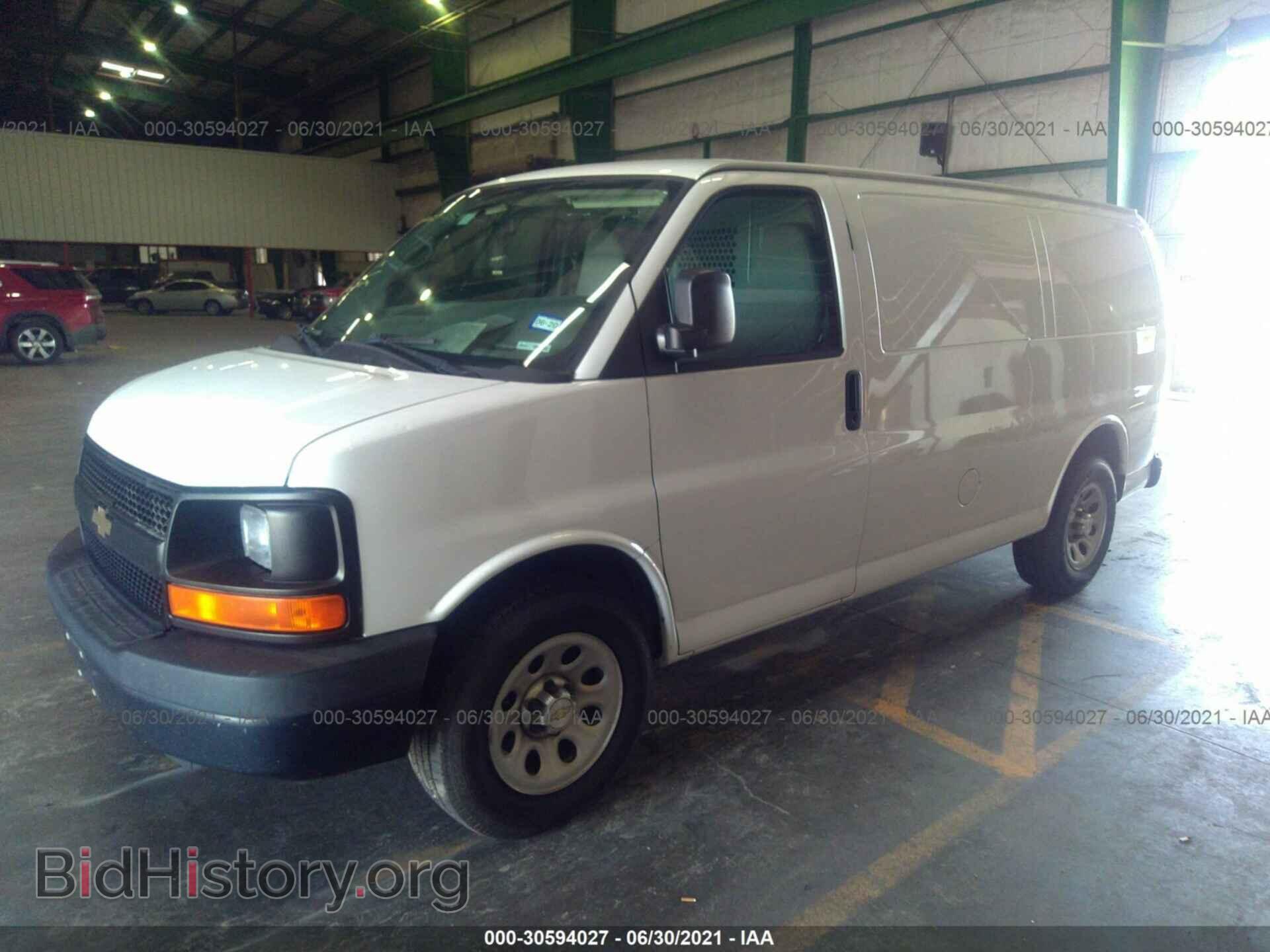 2014 CHEVROLET EXPRESS CARGO VAN - VIN: 1GCSGAFX5E1167762 - Фото 2