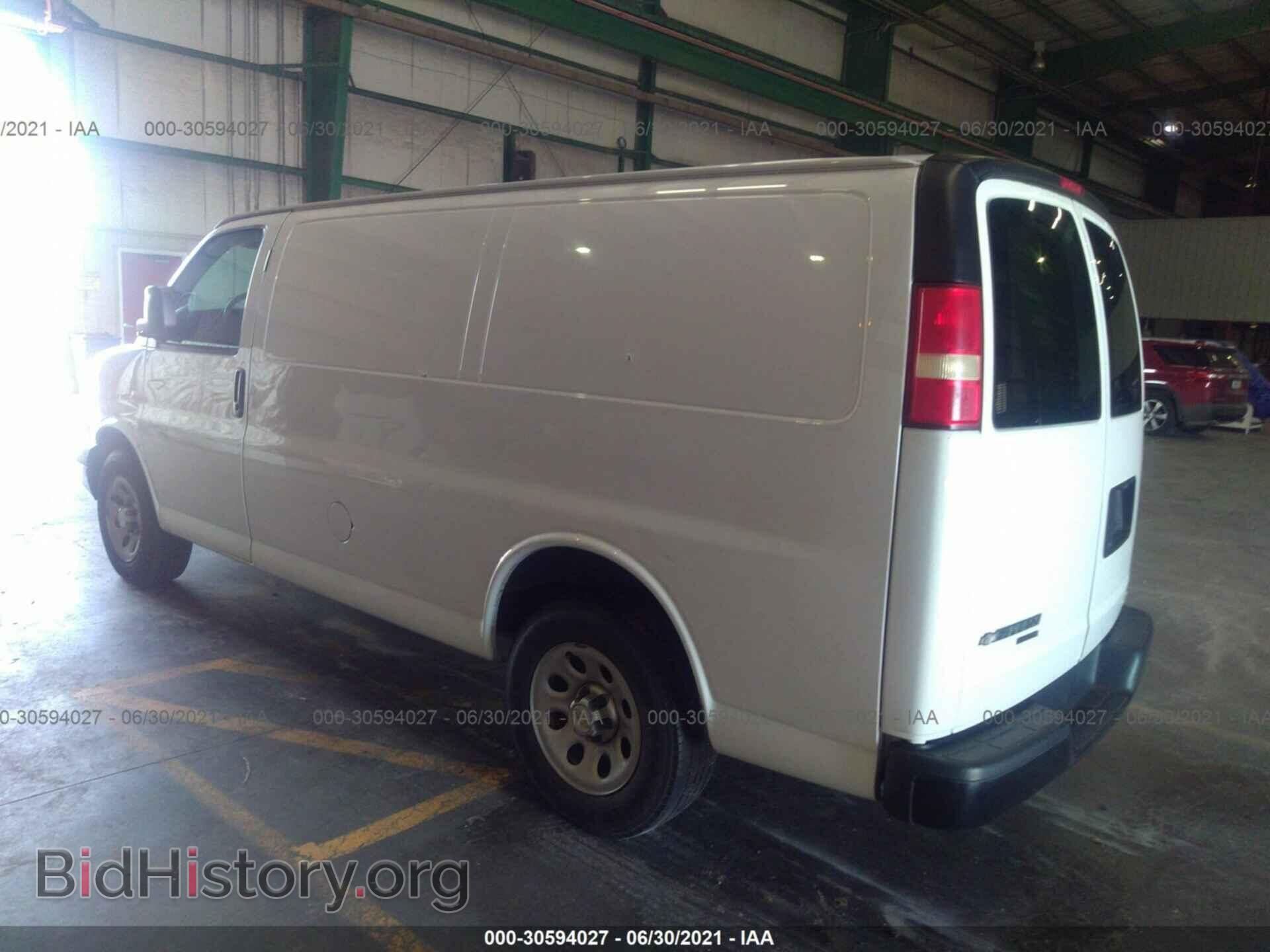 2014 CHEVROLET EXPRESS CARGO VAN - VIN: 1GCSGAFX5E1167762 - Фото 3