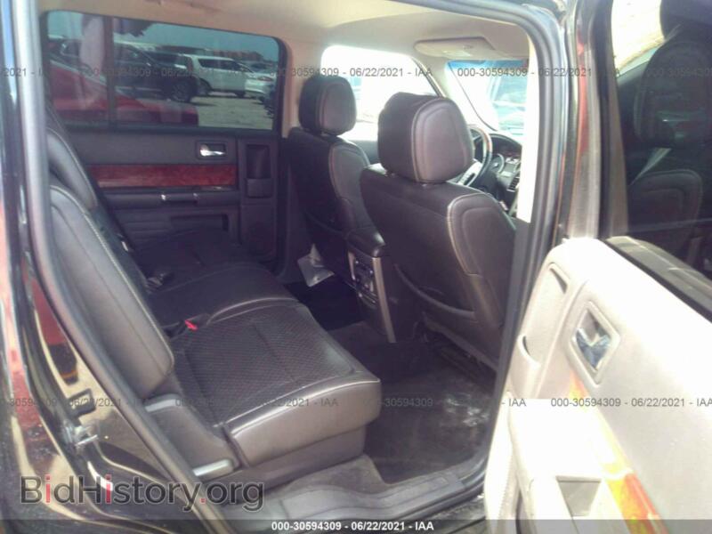 2011 Ford FLEX (VIN 2FMGK5DC9BBD10154) — photo 8 of 15