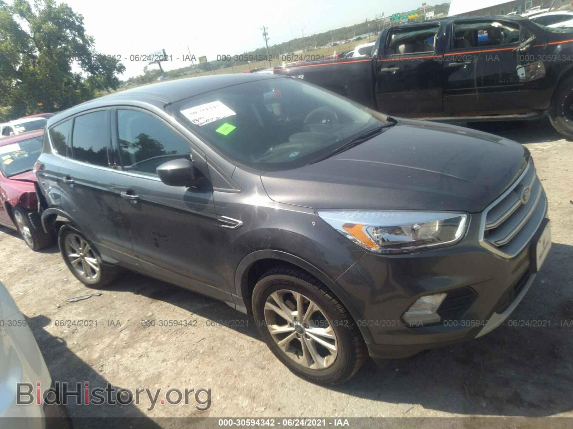 Фотография 1FMCU9GD6HUE88904 - FORD ESCAPE 2017