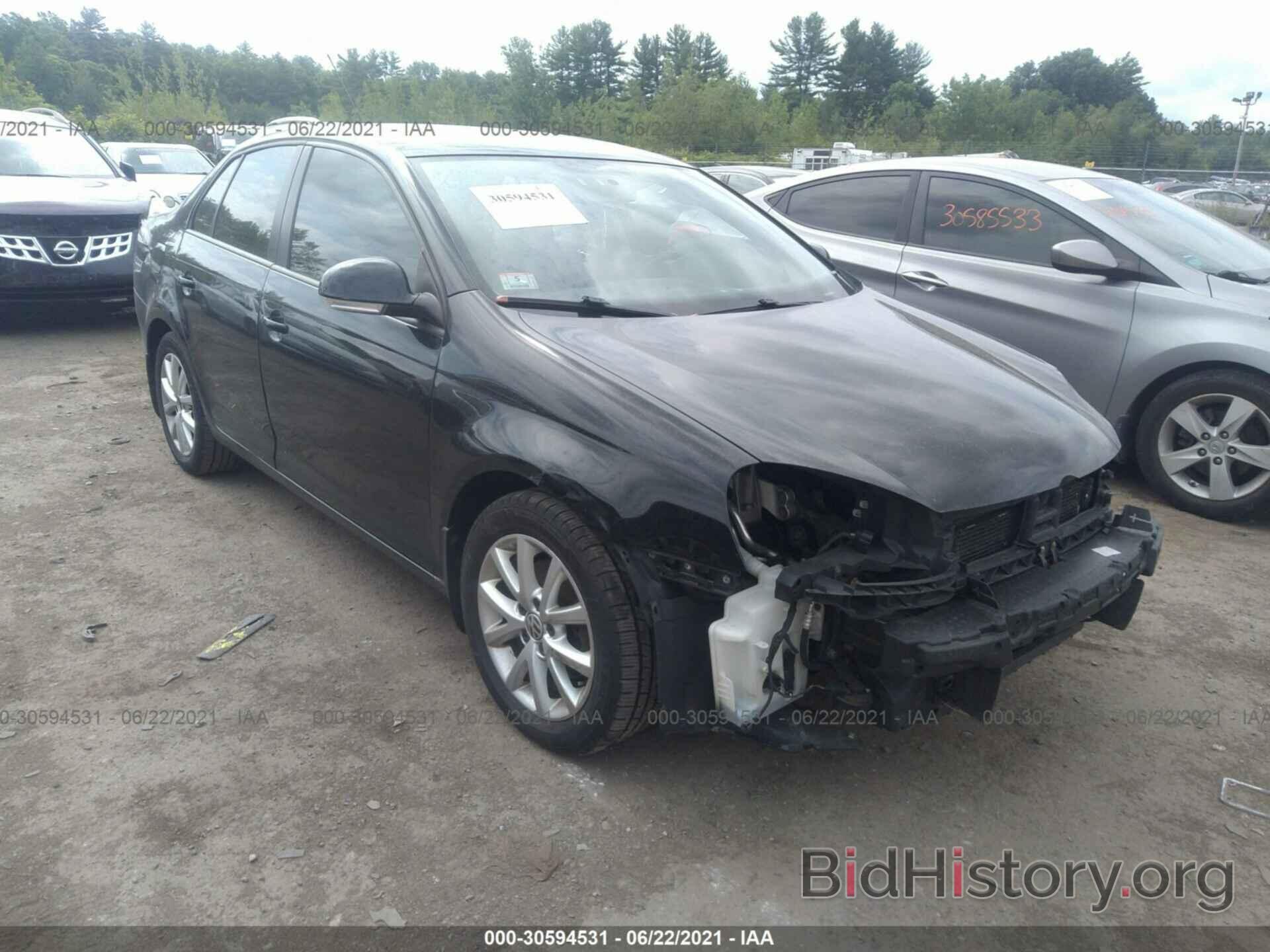 Photo 3VWRZ7AJ2AM106734 - VOLKSWAGEN JETTA SEDAN 2010