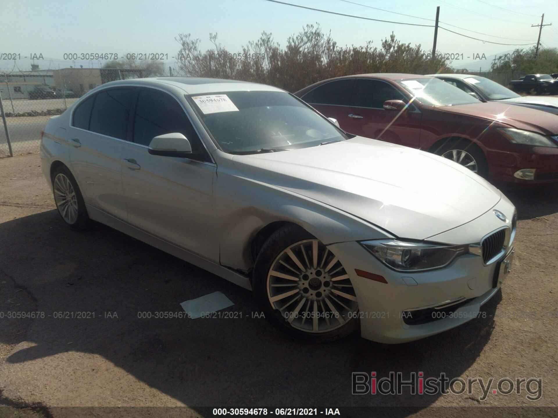 Photo WBA3B3C59DF537174 - BMW 3 SERIES 2013