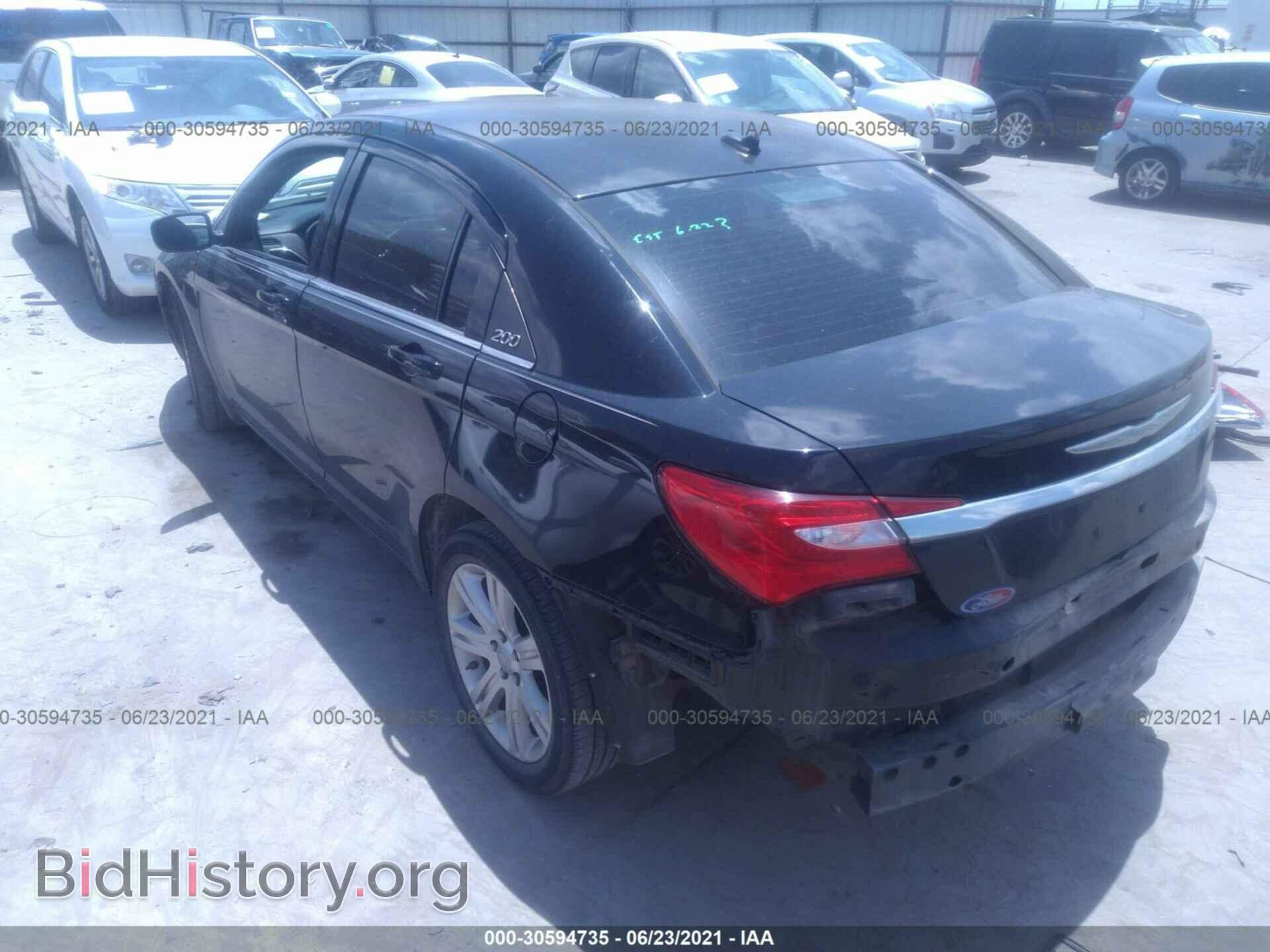 2013 CHRYSLER 200 - VIN: 1C3CCBBB8DN728824 - Фото 3