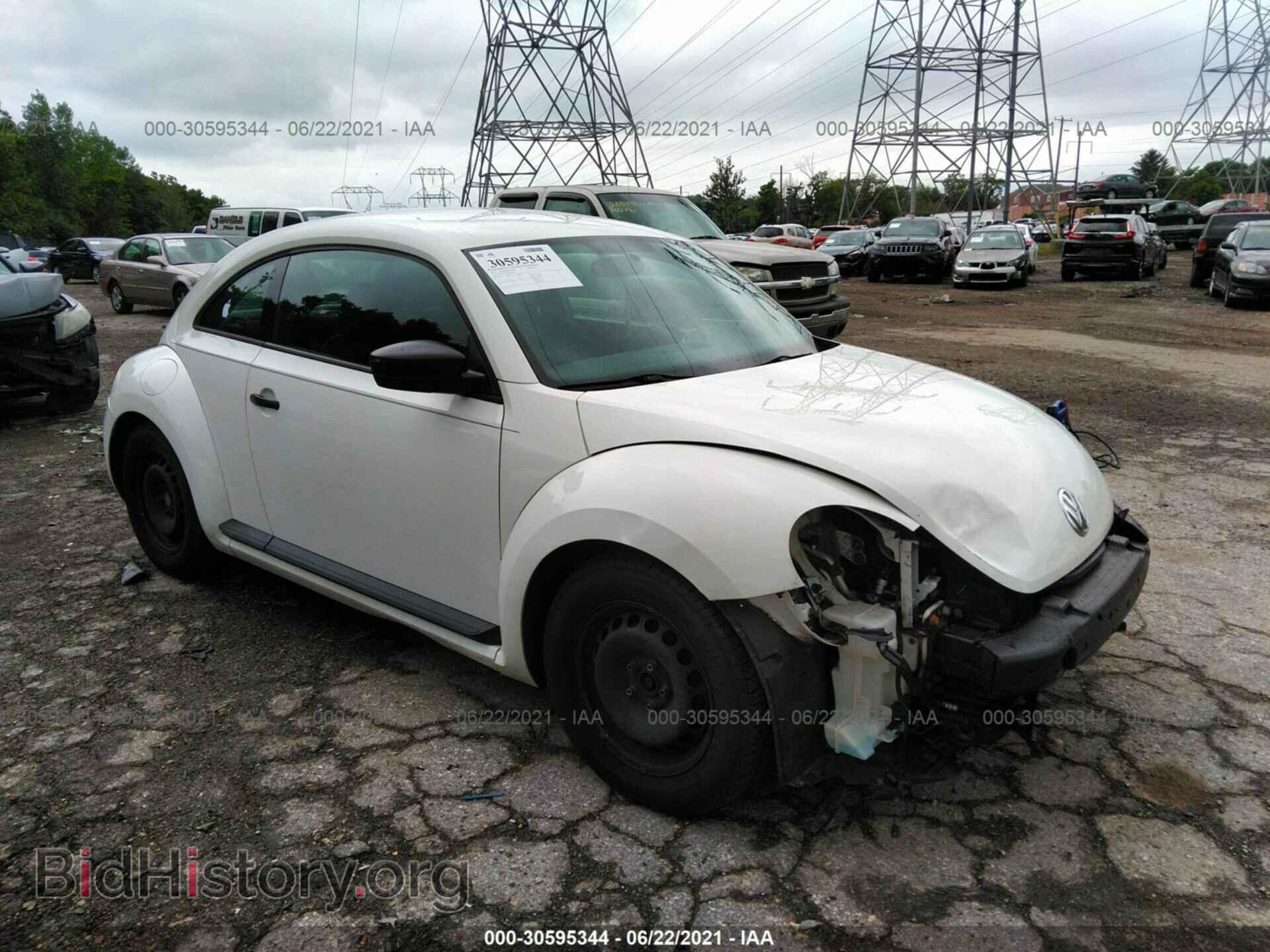 Фотография 3VWFP7AT9CM652427 - VOLKSWAGEN BEETLE 2012