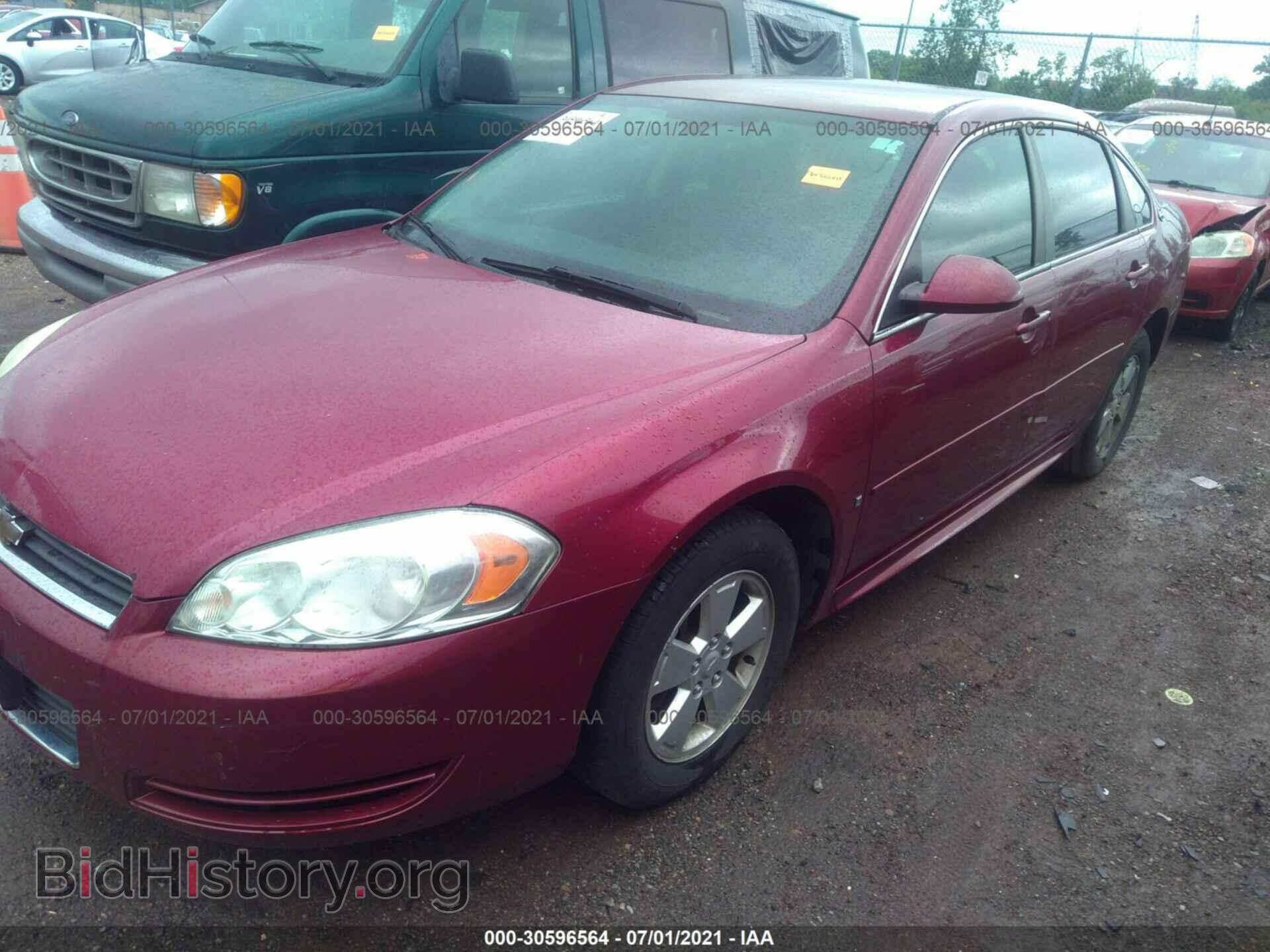 2009 CHEVROLET IMPALA - VIN: 2G1WT57K491320373 - Фото 2