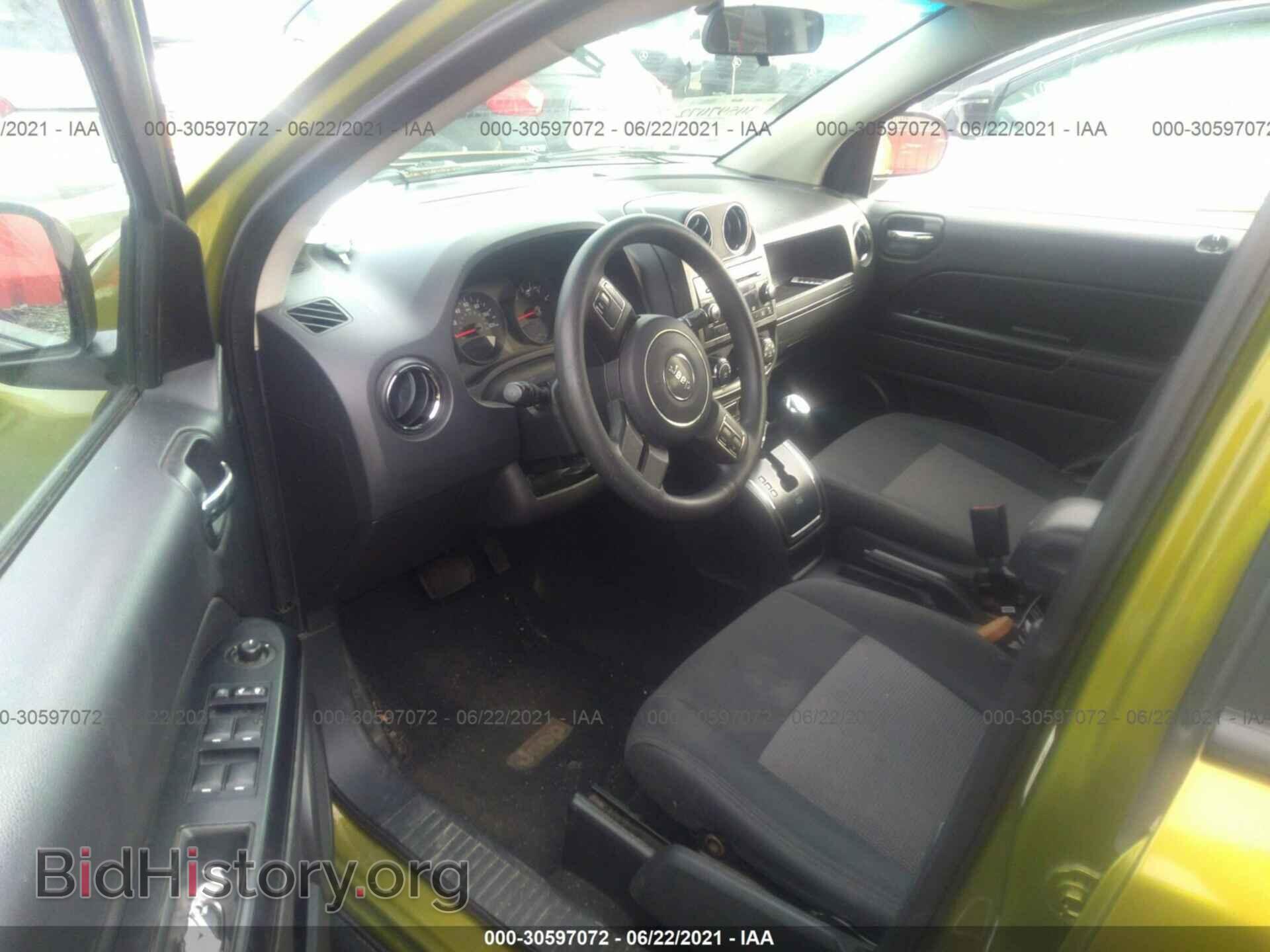 2012 JEEP COMPASS - VIN: 1C4NJDBB9CD555633 - Photo 5