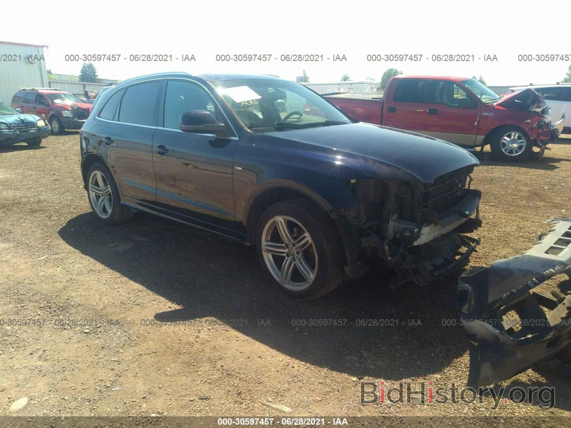 Photo WA1WKBFPXBA059536 - AUDI Q5 2011