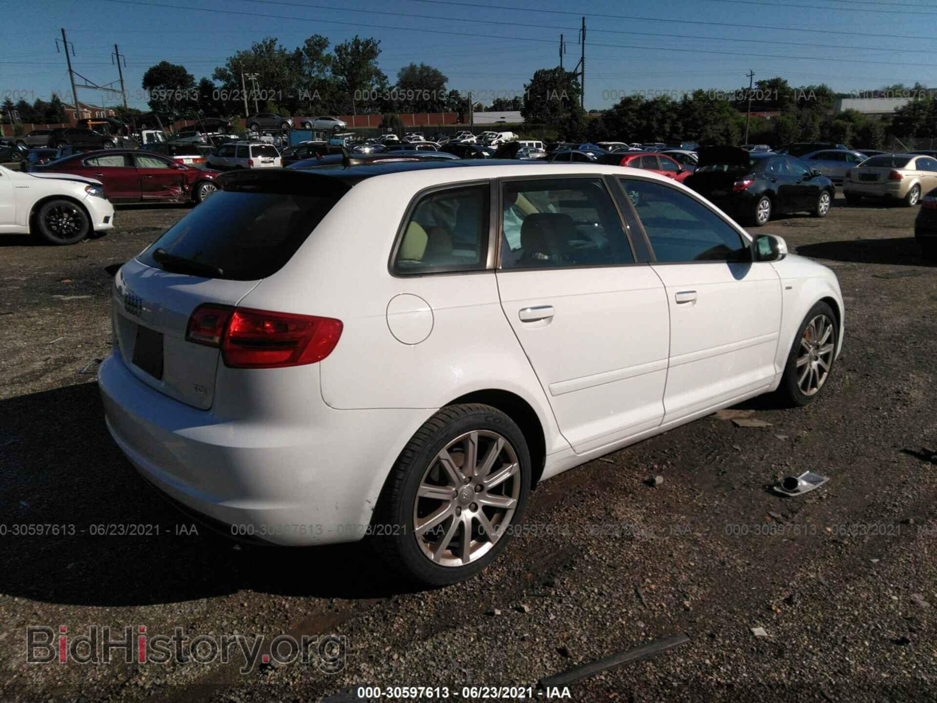 2012 AUDI A3 - VIN: WAUKJAFMXCA079212 - Фото 4