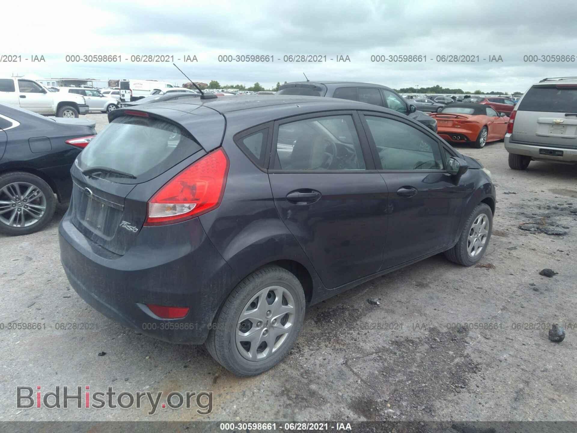 2013 FORD FIESTA - VIN: 3FADP4TJ3DM220122 - Фото 4