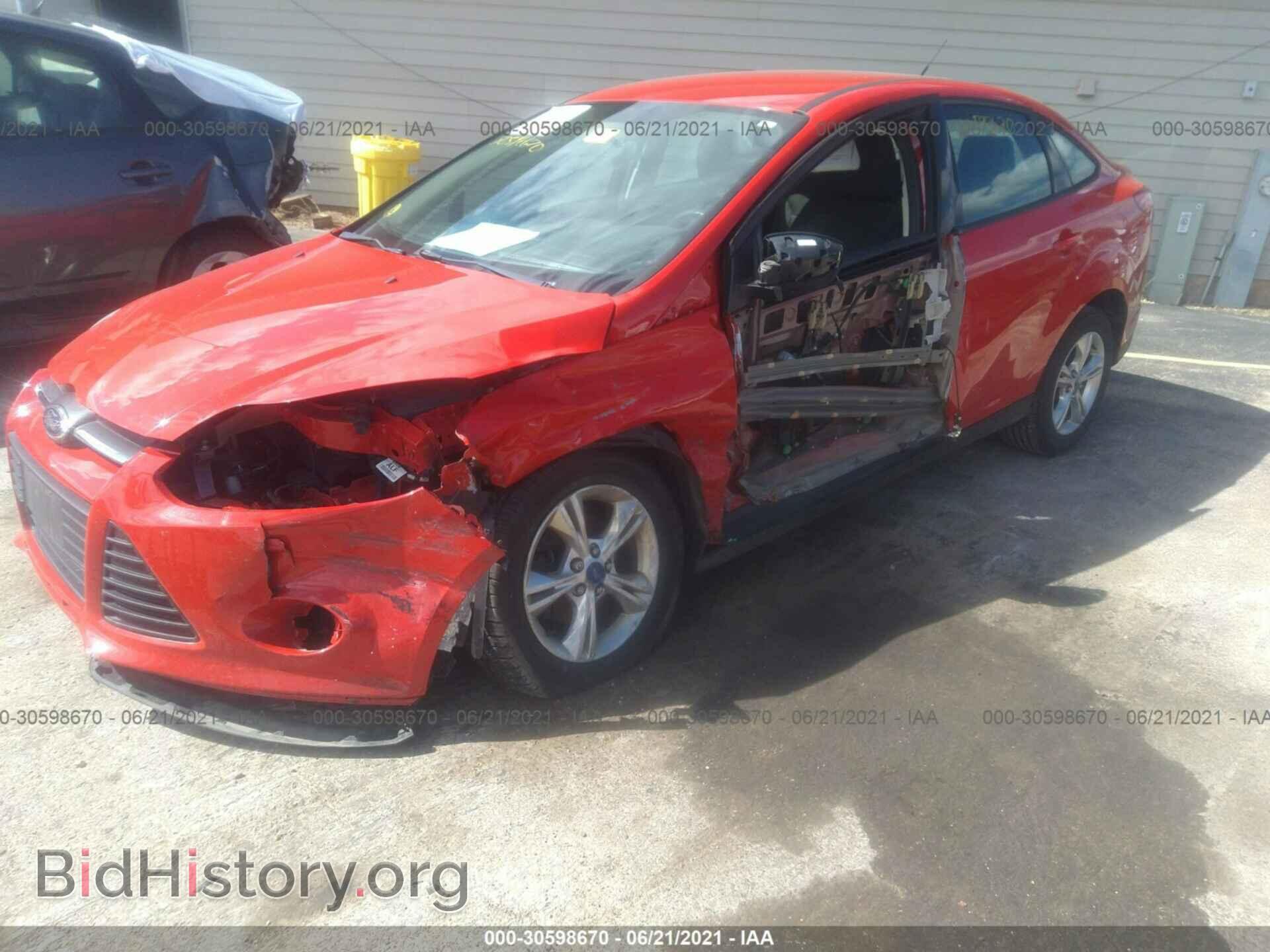 2013 FORD FOCUS - VIN: 1FADP3F22DL199375 - Photo 2