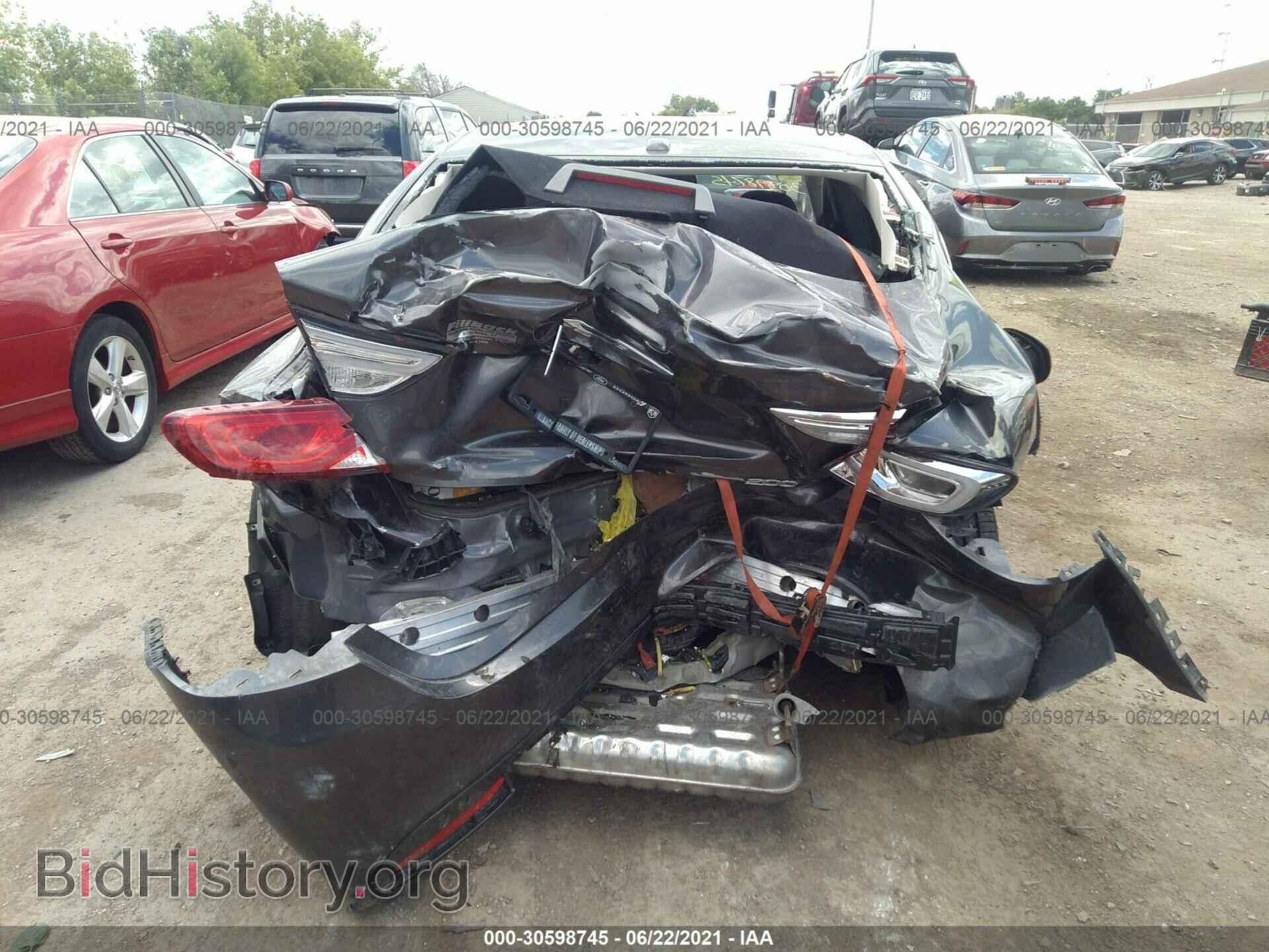 2015 CHRYSLER 200 - VIN: 1C3CCCAB9FN700475 - Photo 6