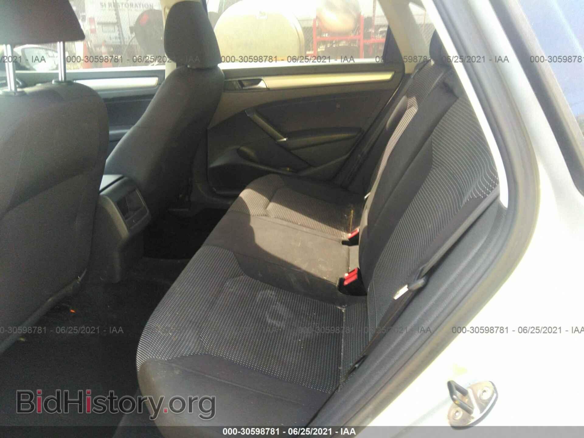 2017 VOLKSWAGEN PASSAT - VIN: 1VWAT7A32HC028502 - Фото 8