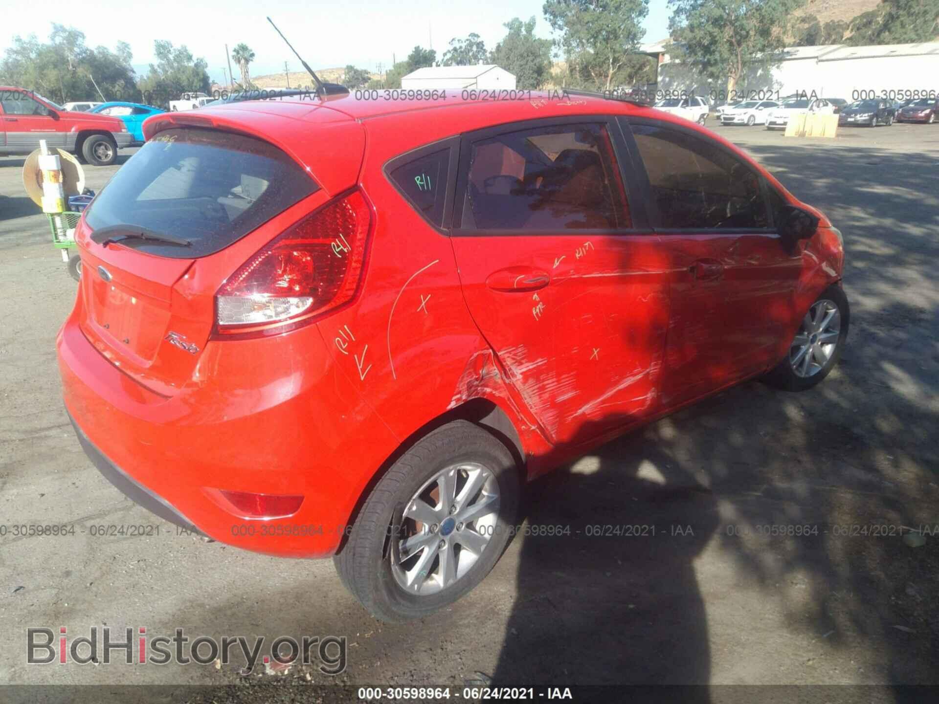 2013 FORD FIESTA - VIN: 3FADP4EJ6DM132470 - Фото 4