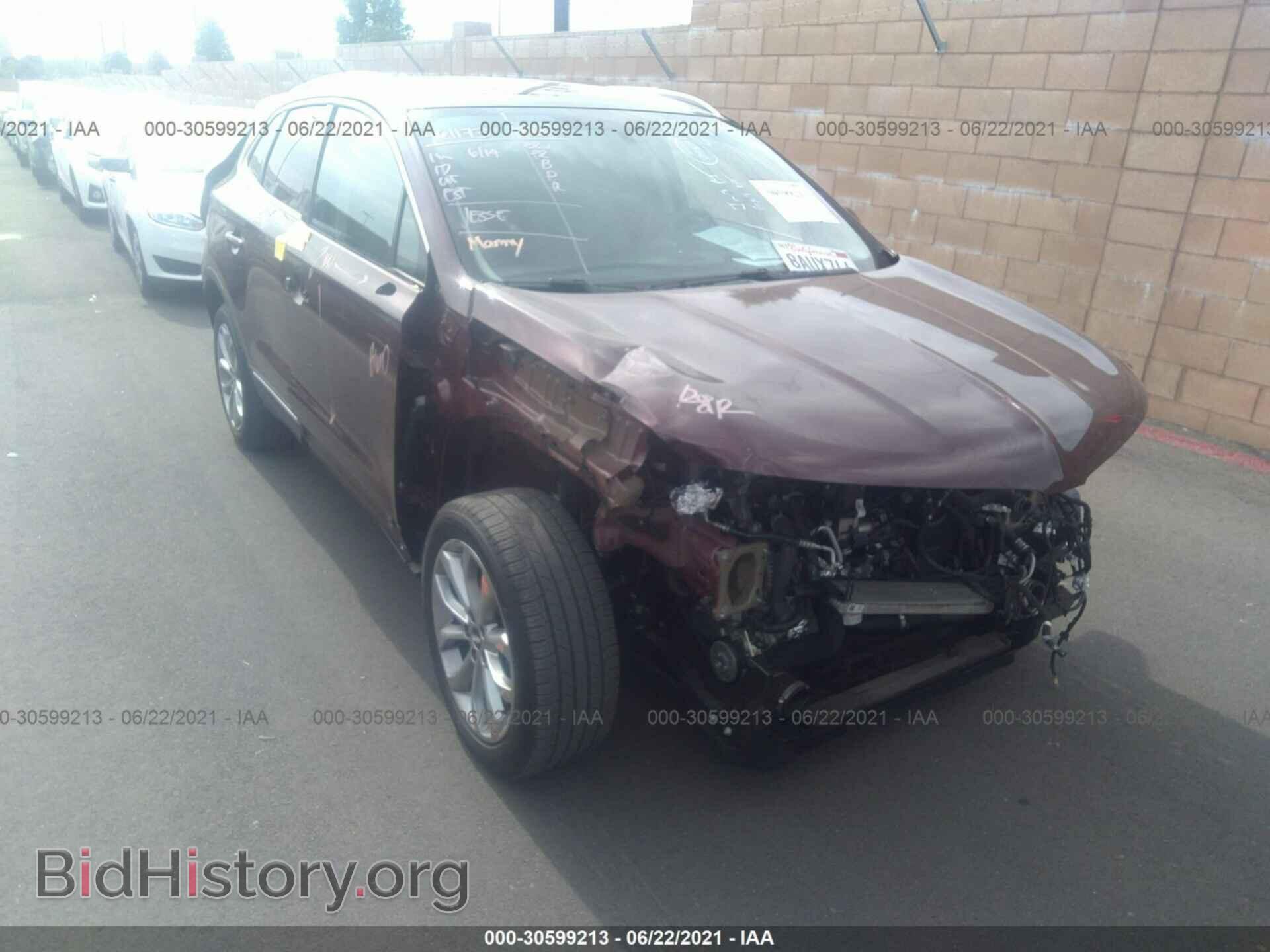 Фотография 5LMCJ2C95HUL58000 - LINCOLN MKC 2017