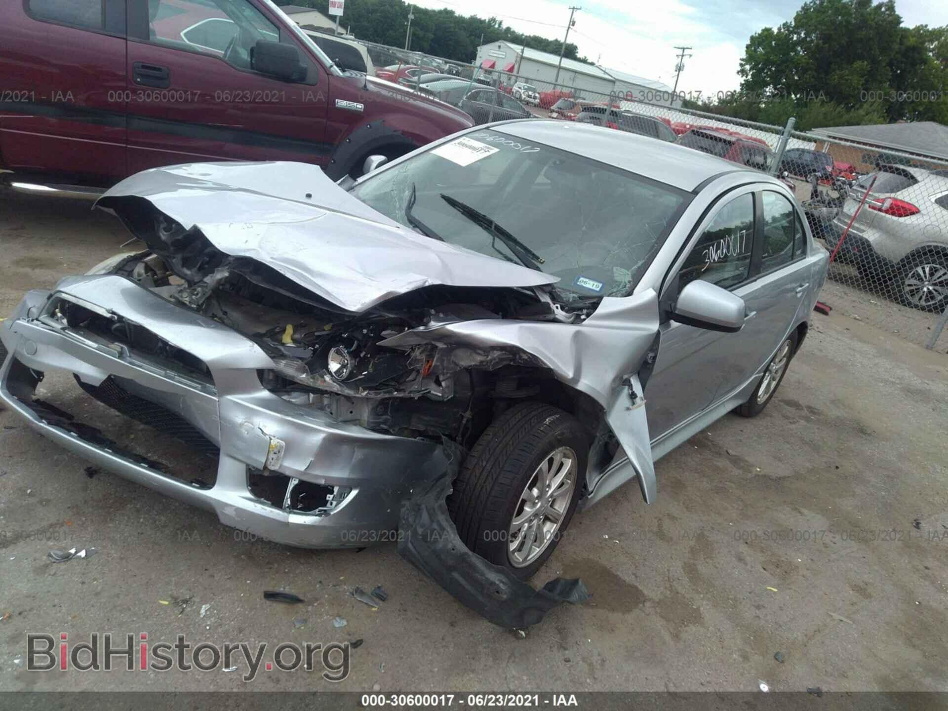 2010 MITSUBISHI LANCER - VIN: JA32U2FU5AU033295 - Фото 2