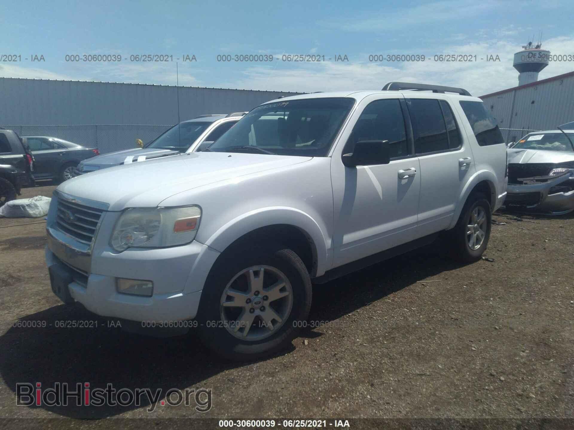 2010 FORD EXPLORER - VIN: 1FMEU7DE4AUA67926 - Фото 2