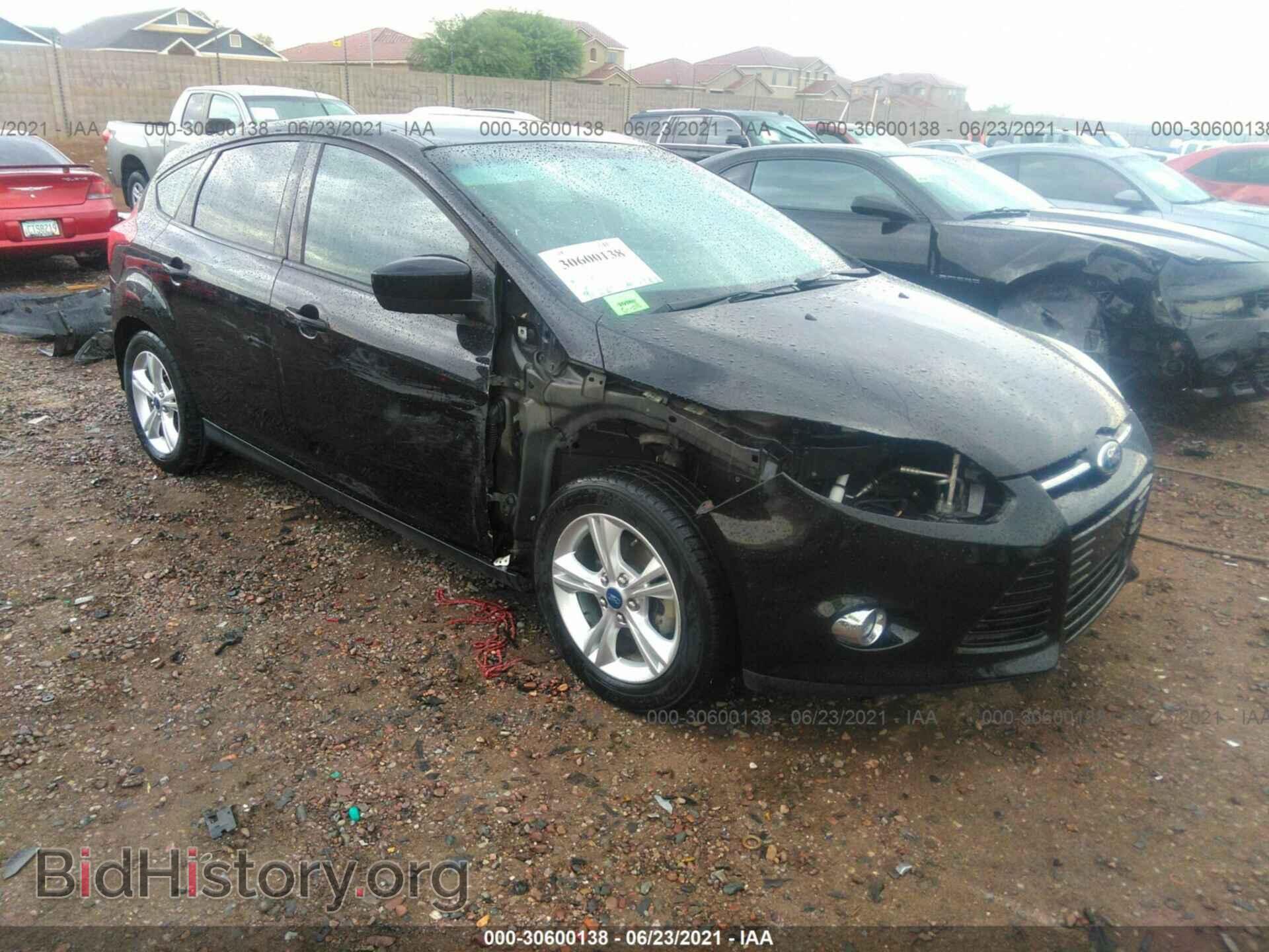 Photo 1FAHP3K28CL314373 - FORD FOCUS 2012