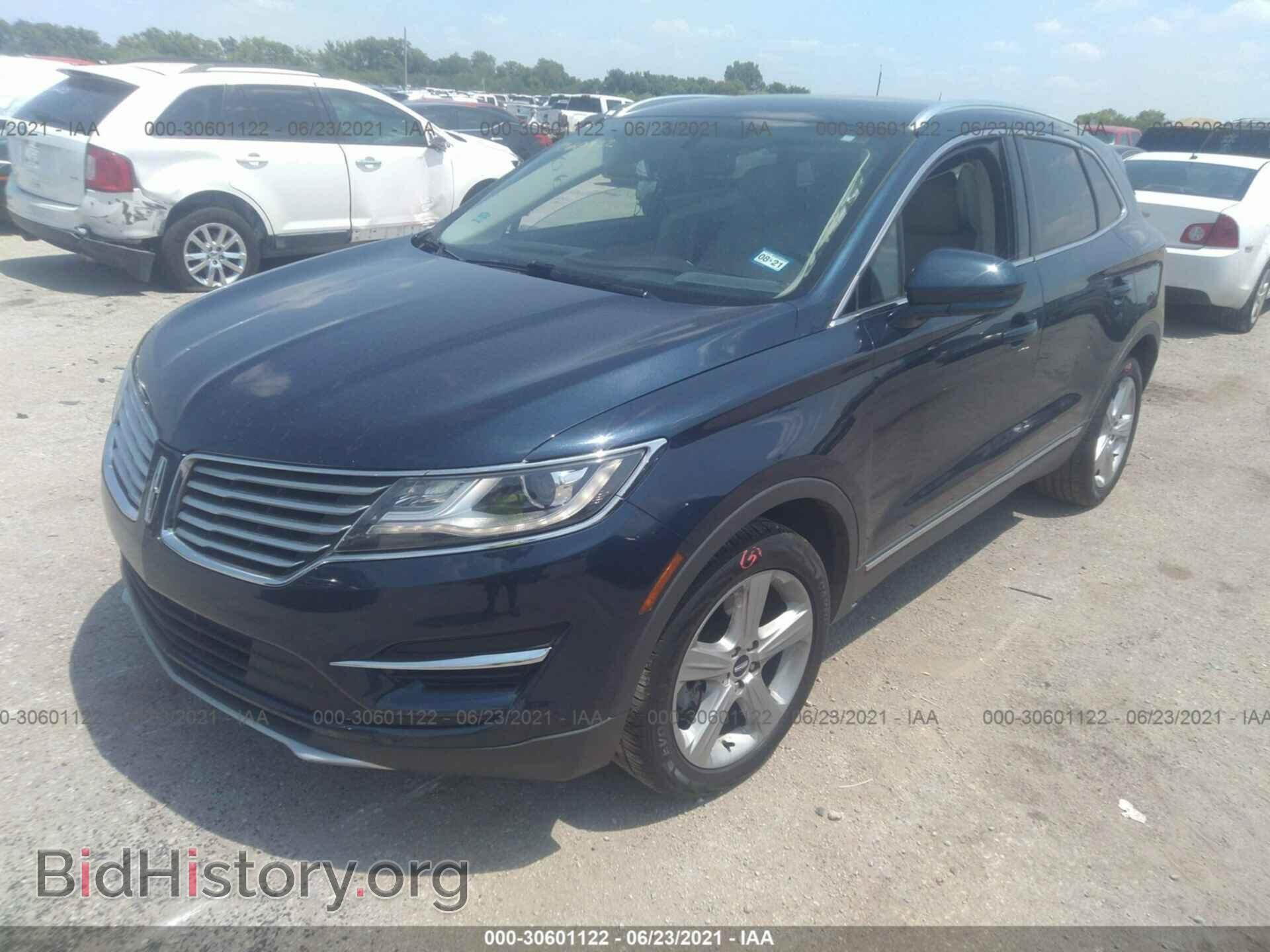2017 LINCOLN MKC - VIN: 5LMCJ1C98HUL45896 - Фото 2