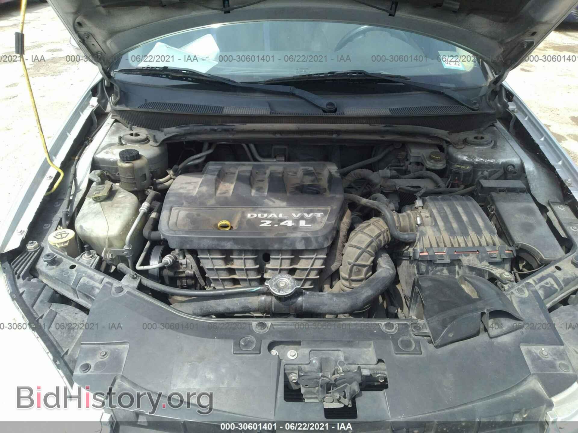 2011 CHRYSLER 200 - VIN: 1C3BC2FB0BN533822 - Фото 10