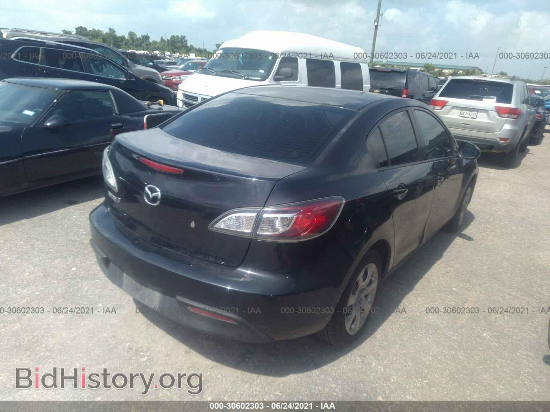 2010 MAZDA MAZDA3 - VIN: JM1BL1SF9A1352657 - Фото 4