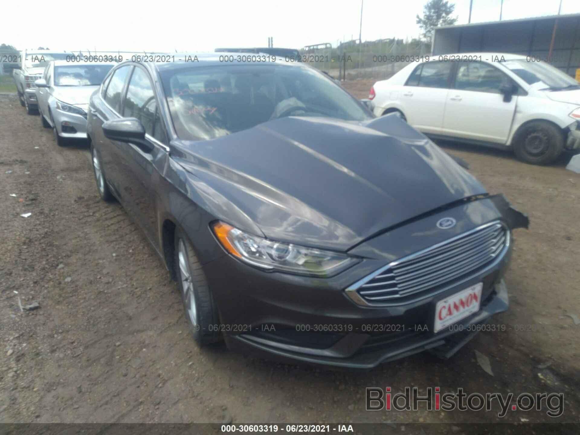 Photo 3FA6P0HDXJR283429 - FORD FUSION 2018