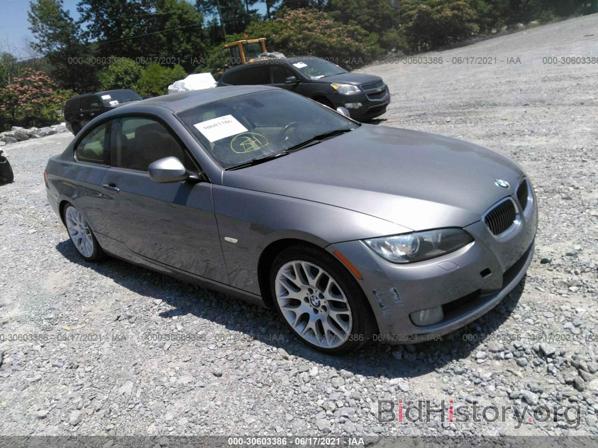 Photo WBAWB3C56AP139133 - BMW 3 SERIES 2010