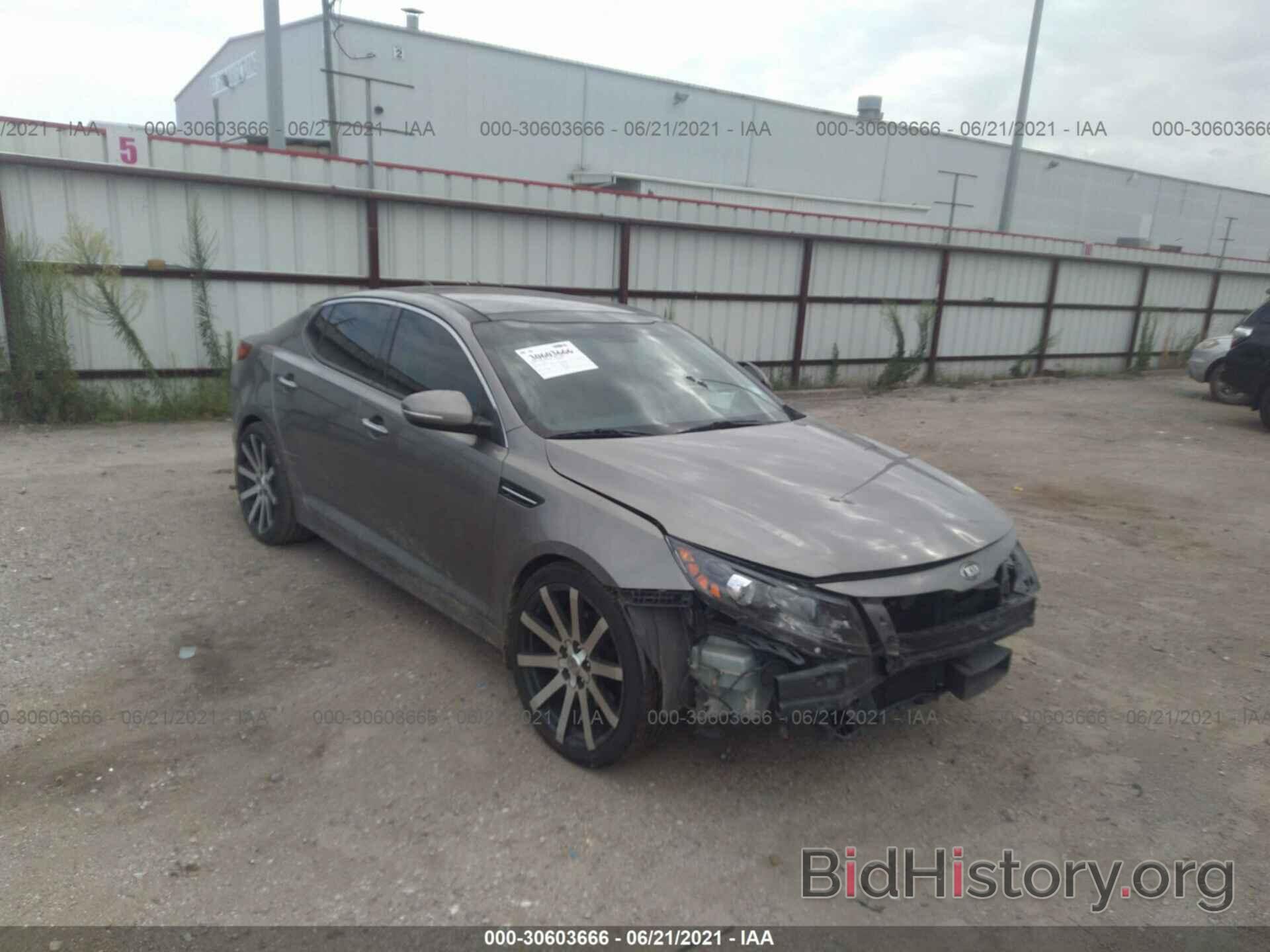 Photo 5XXGR4A62DG136990 - KIA OPTIMA 2013