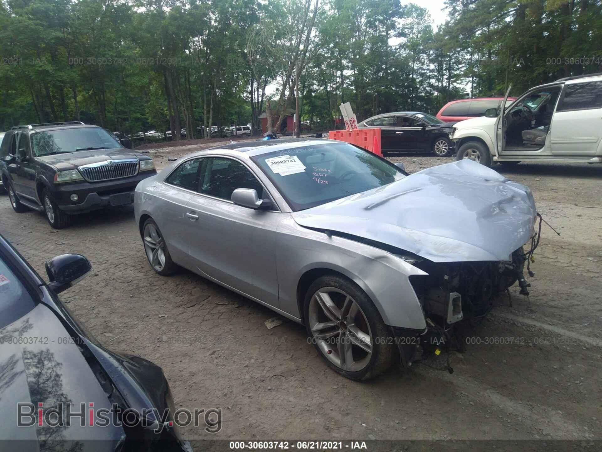 Фотография WAUCFAFR8BA038772 - AUDI A5 2011
