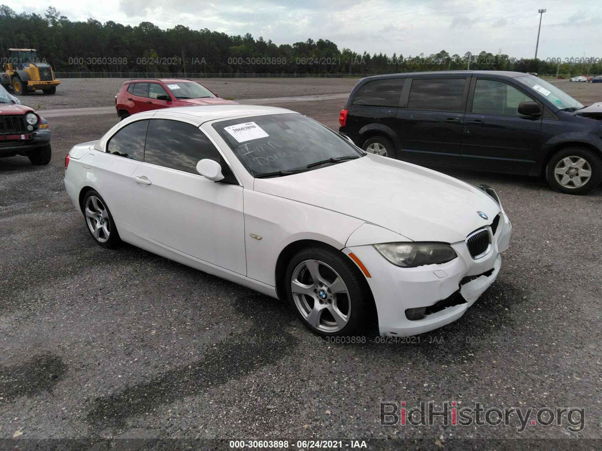 Photo WBAWL13509PX23203 - BMW 3 SERIES 2009