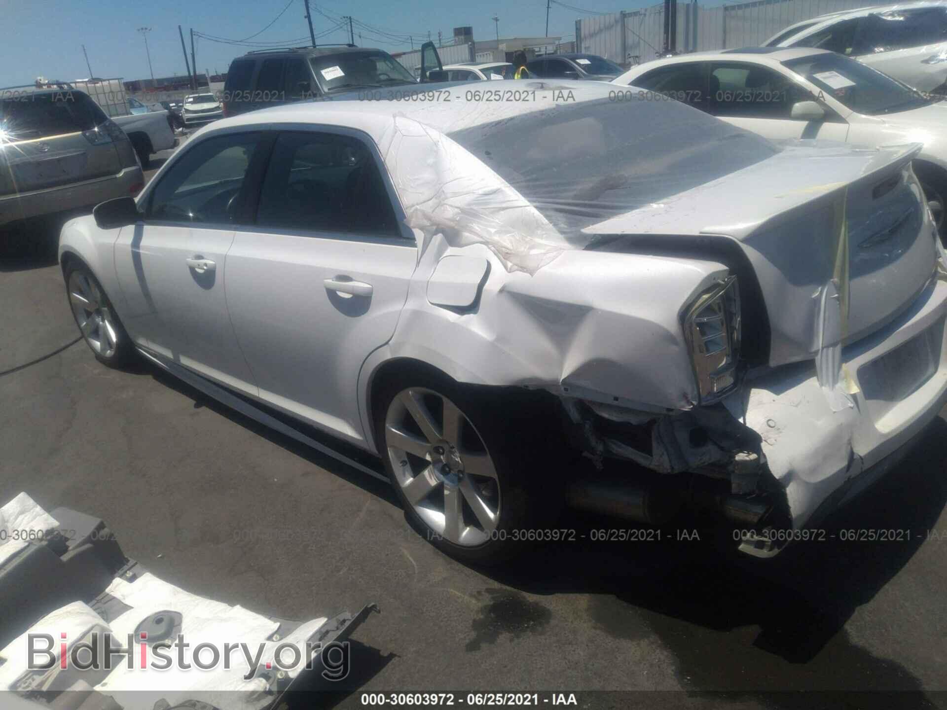 2013 CHRYSLER 300 - VIN: 2C3CCAFJ8DH596149 - Photo 3