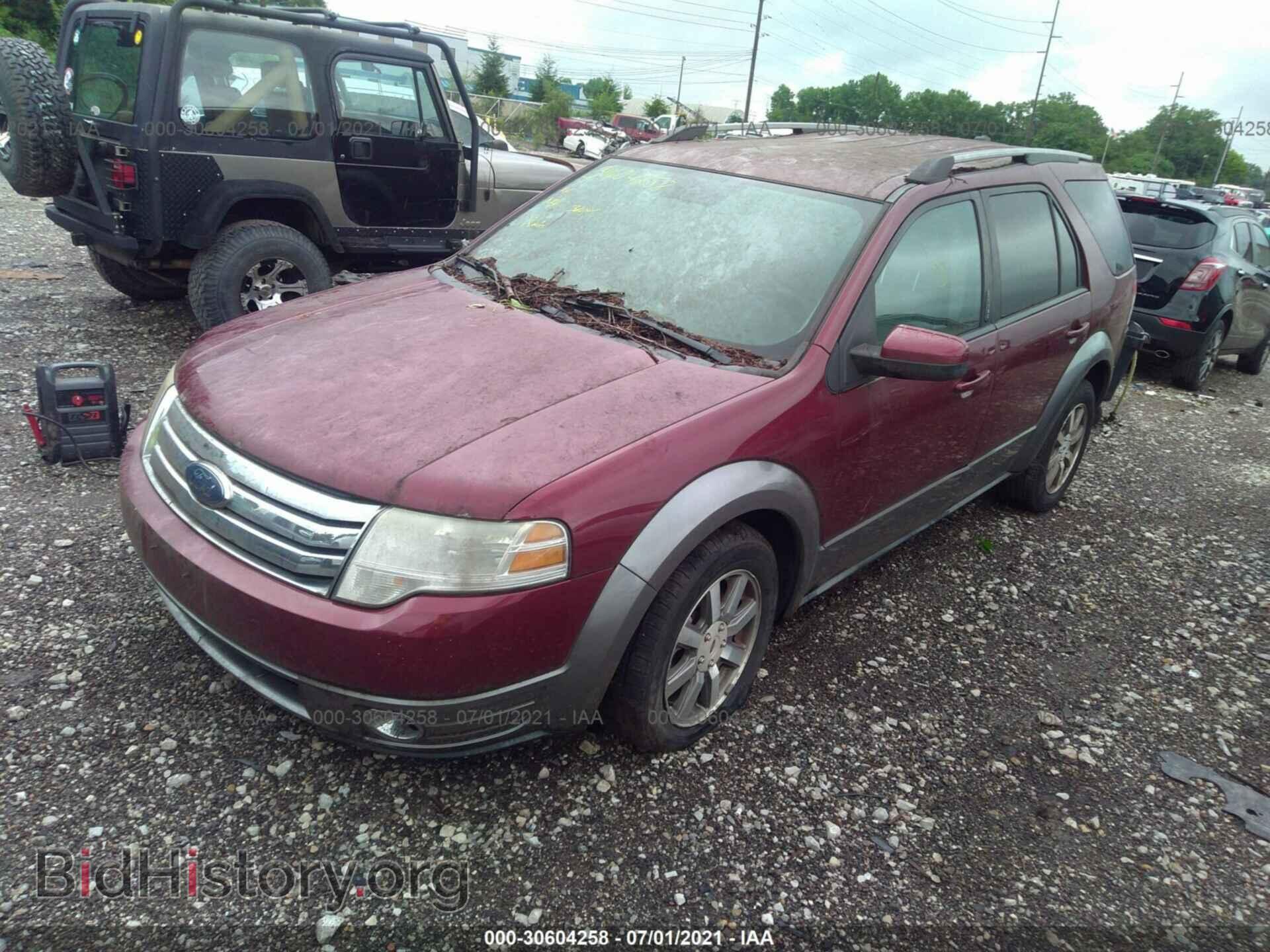 2008 FORD TAURUS X - VIN: 1FMDK02W48GA38018 - Фото 2