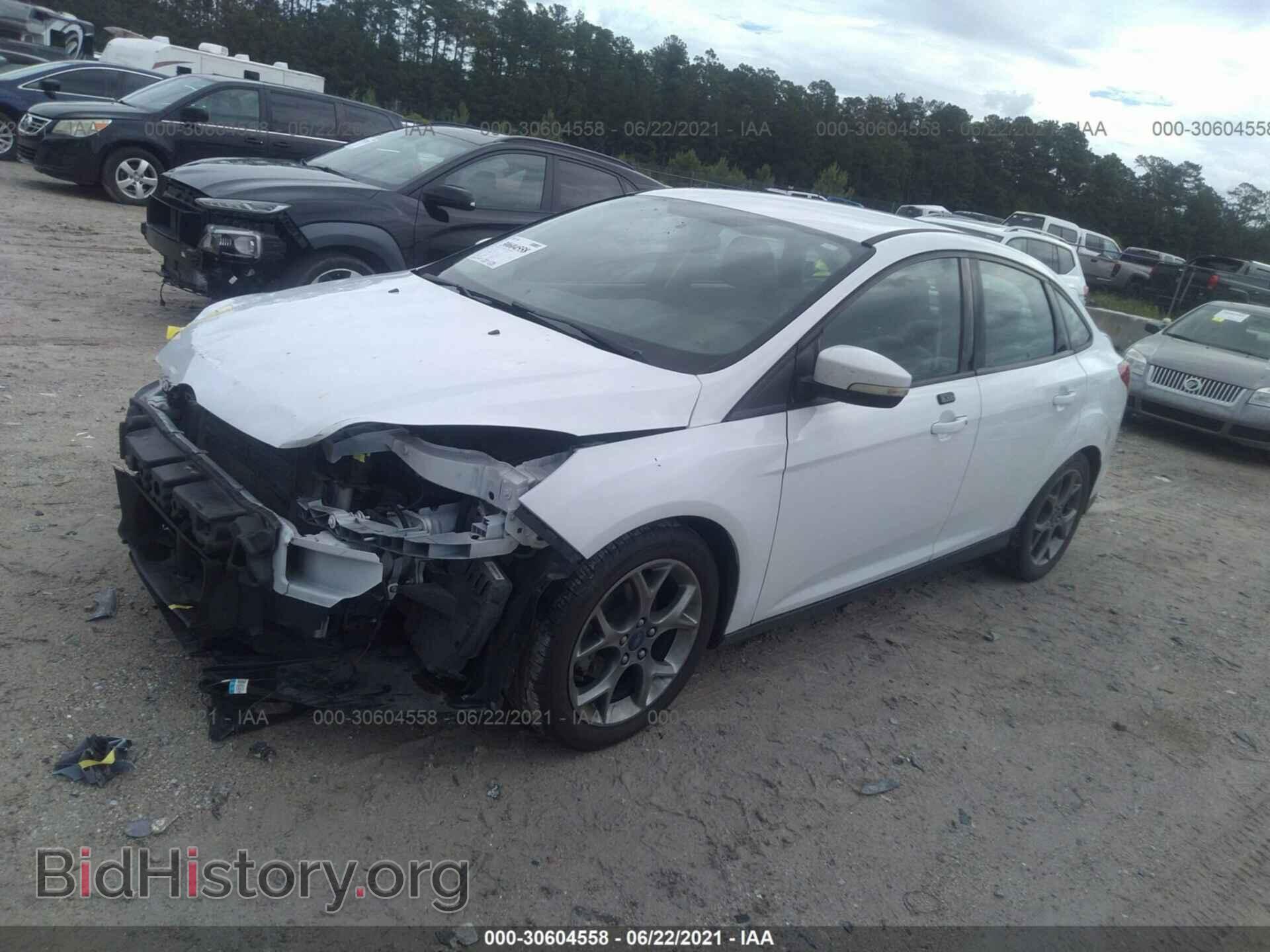 2014 FORD FOCUS - VIN: 1FADP3F2XEL425860 - Photo 2