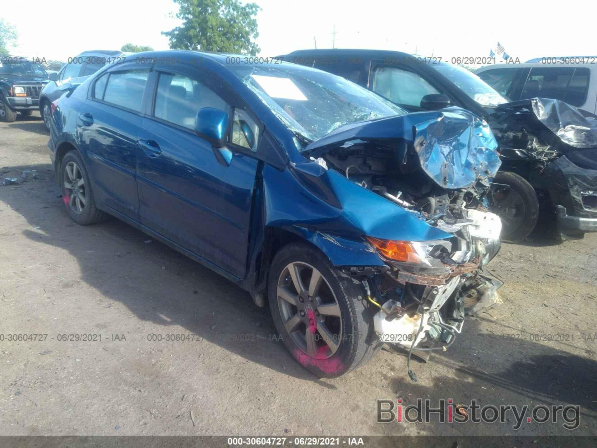 Photo 19XFB2F90CE017186 - HONDA CIVIC SDN 2012