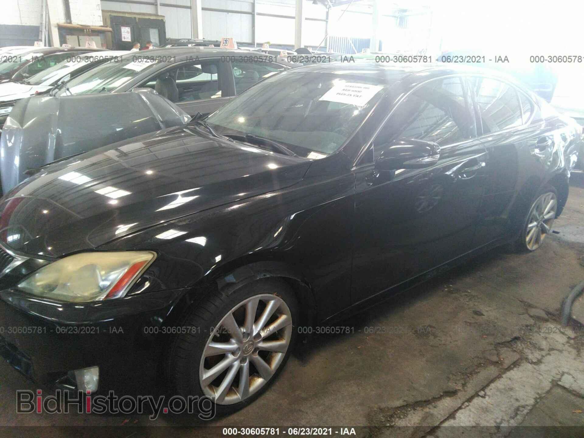 2010 LEXUS IS 250 - VIN: JTHCF5C28A5042814 - Photo 2