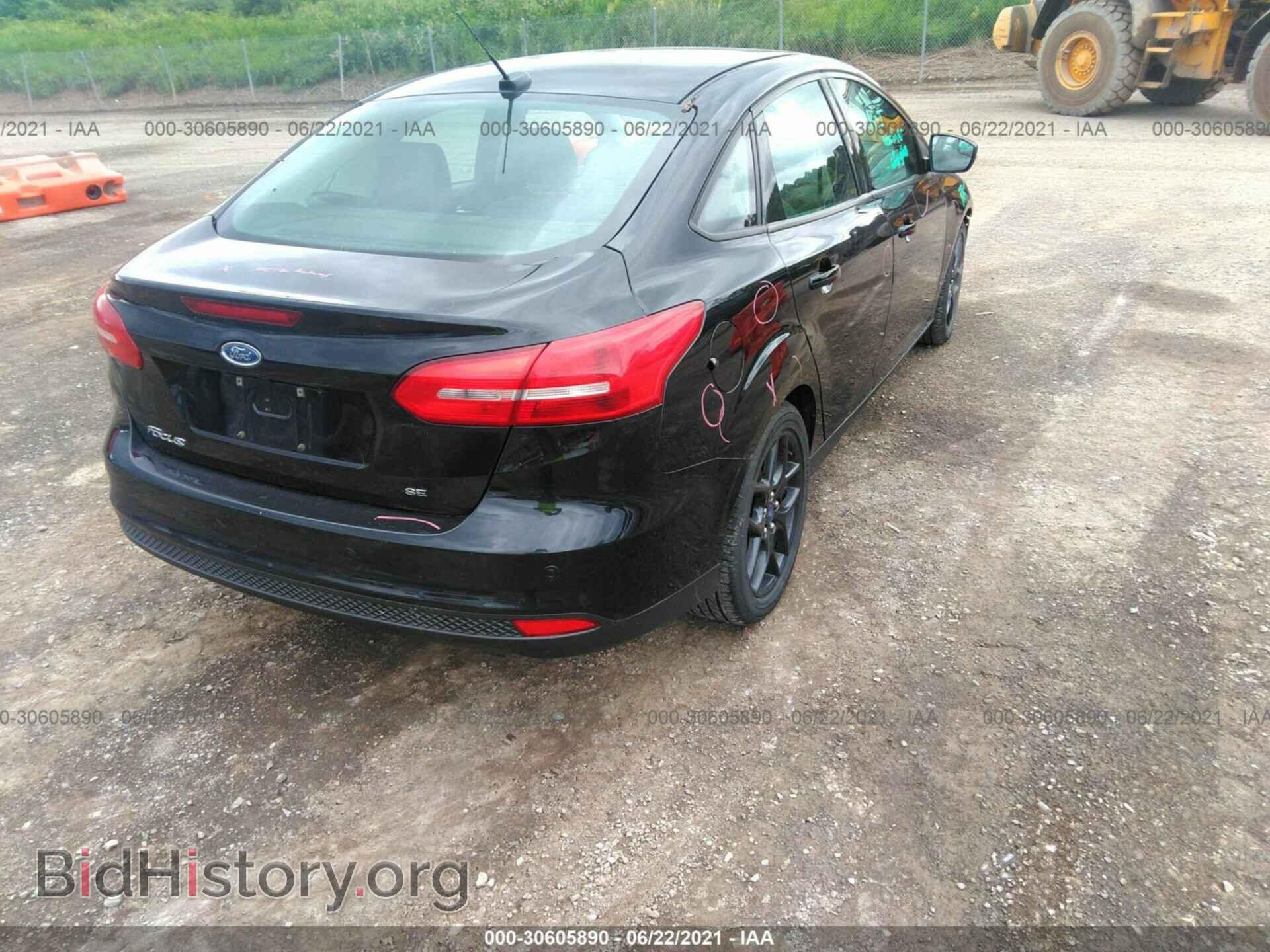 2016 FORD FOCUS - VIN: 1FADP3F20GL316035 - Photo 4