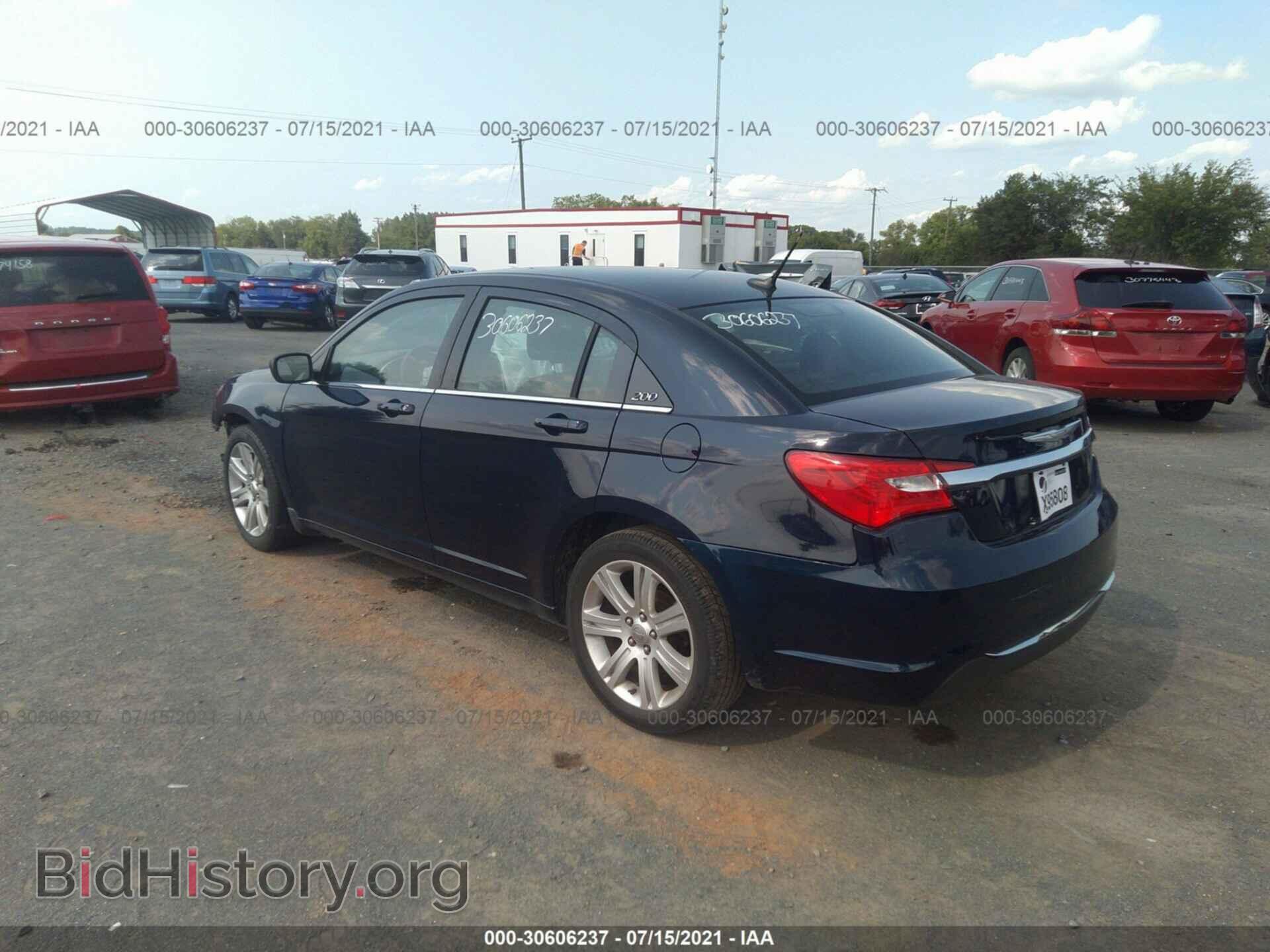 2013 CHRYSLER 200 - VIN: 1C3CCBAB7DN761864 - Фото 3