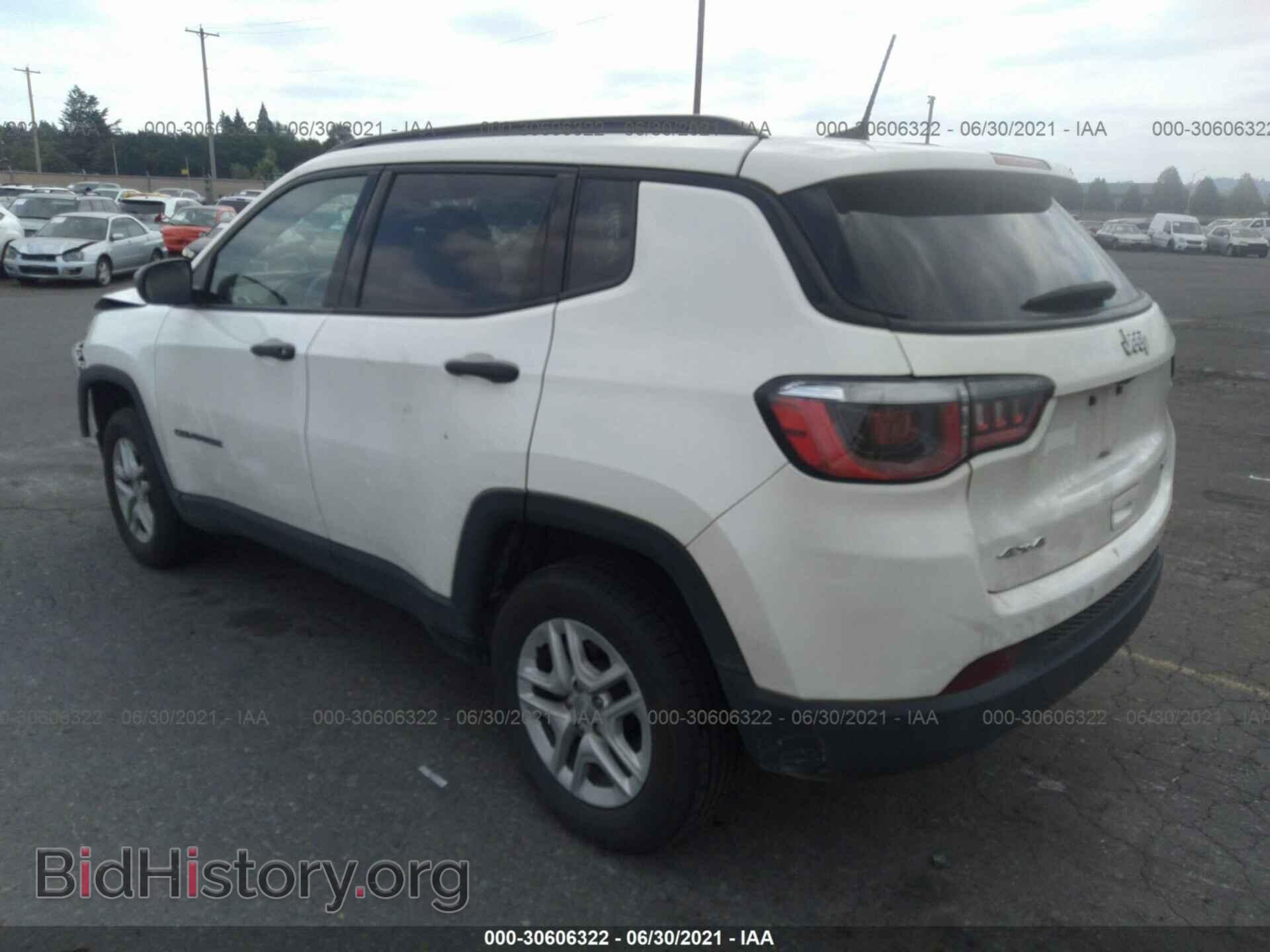 2017 JEEP COMPASS - VIN: 3C4NJDAB8HT698656 - Фото 3