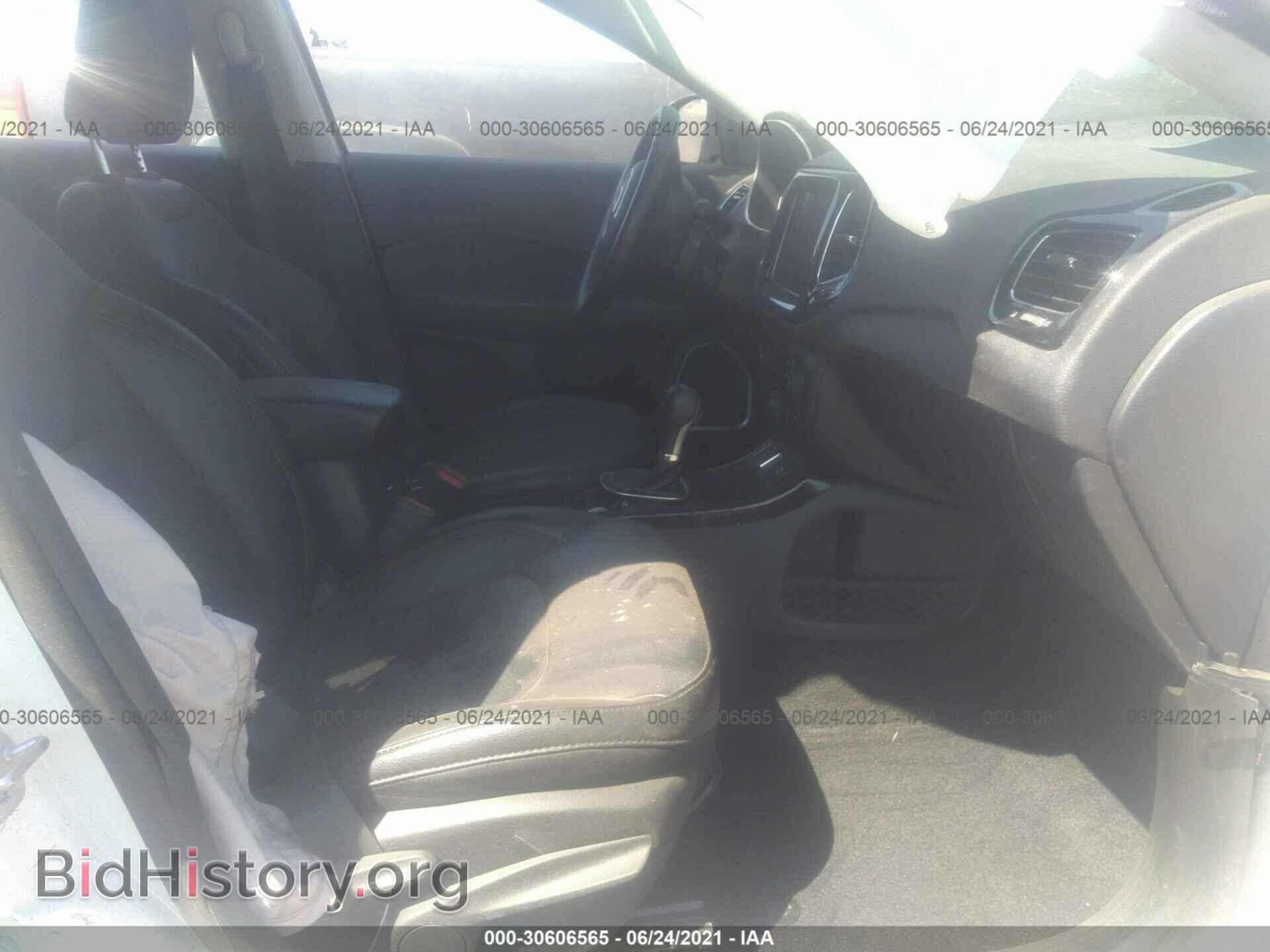 2018 JEEP COMPASS - VIN: 3C4NJCCB7JT368035 - Фото 5