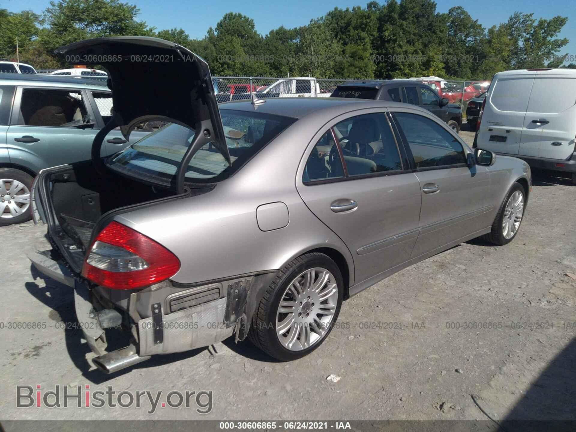 2008 MERCEDES-BENZ E-CLASS - VIN: WDBUF87X18B262237 - Фото 4