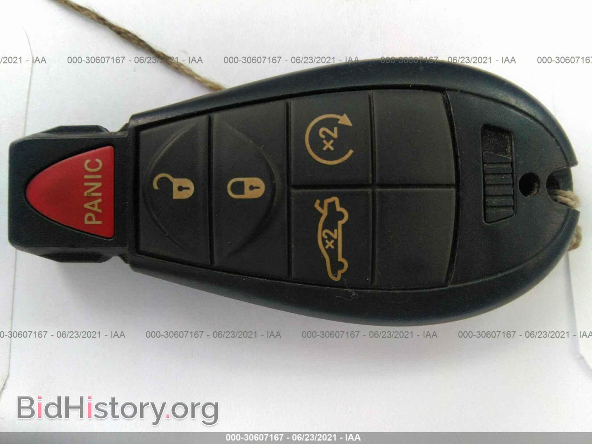 2010 CHRYSLER 300 - VIN: 2C3CA9CTXAH329908 - Фото 11
