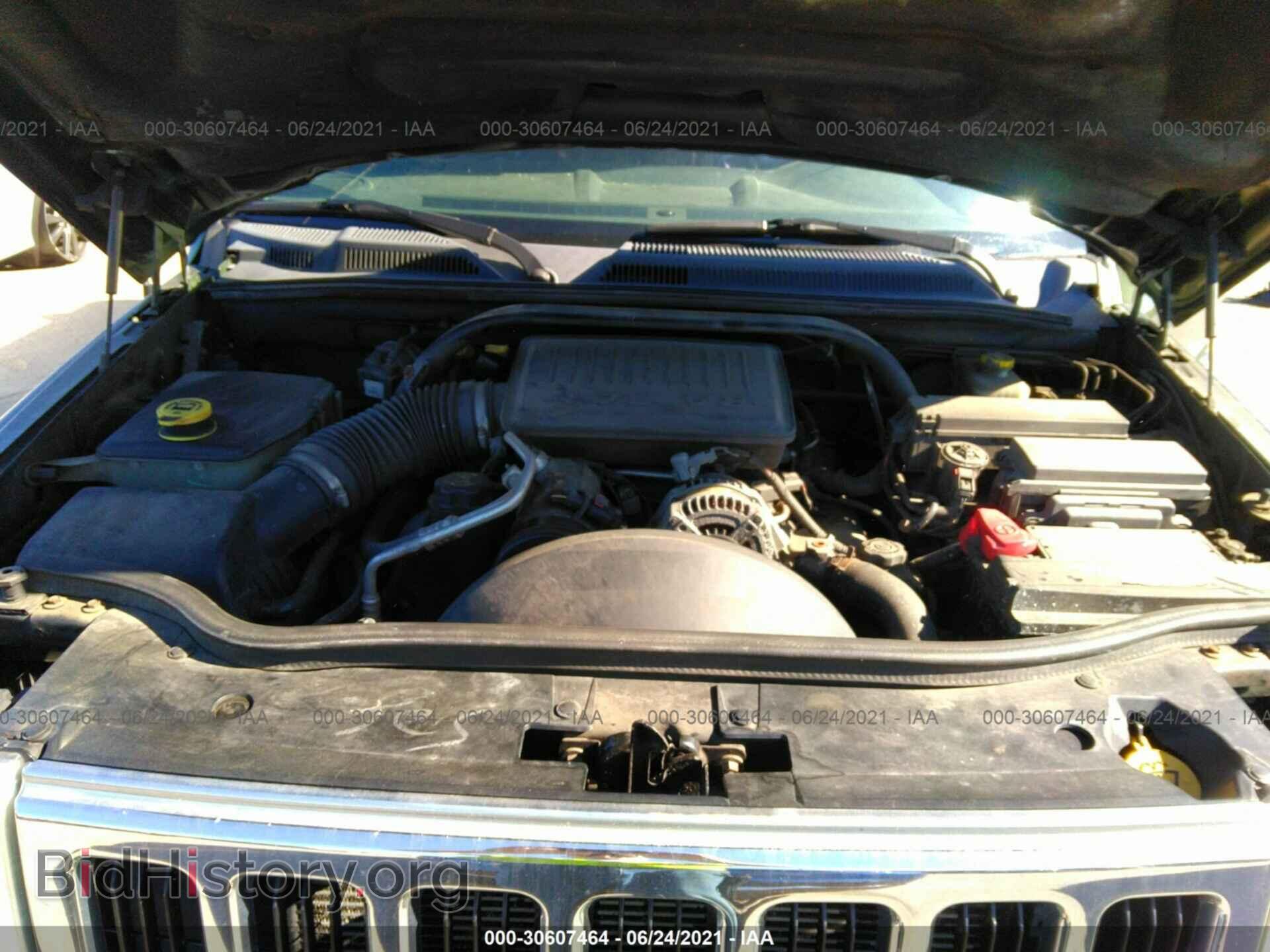 2007 JEEP COMMANDER - VIN: 1J8HG48P77C527770 - Photo 10