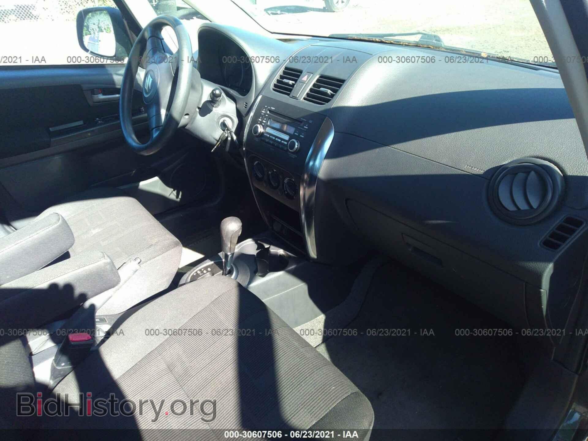 2010 SUZUKI SX4 - VIN: JS2YB5A30A6300502 - Фото 5
