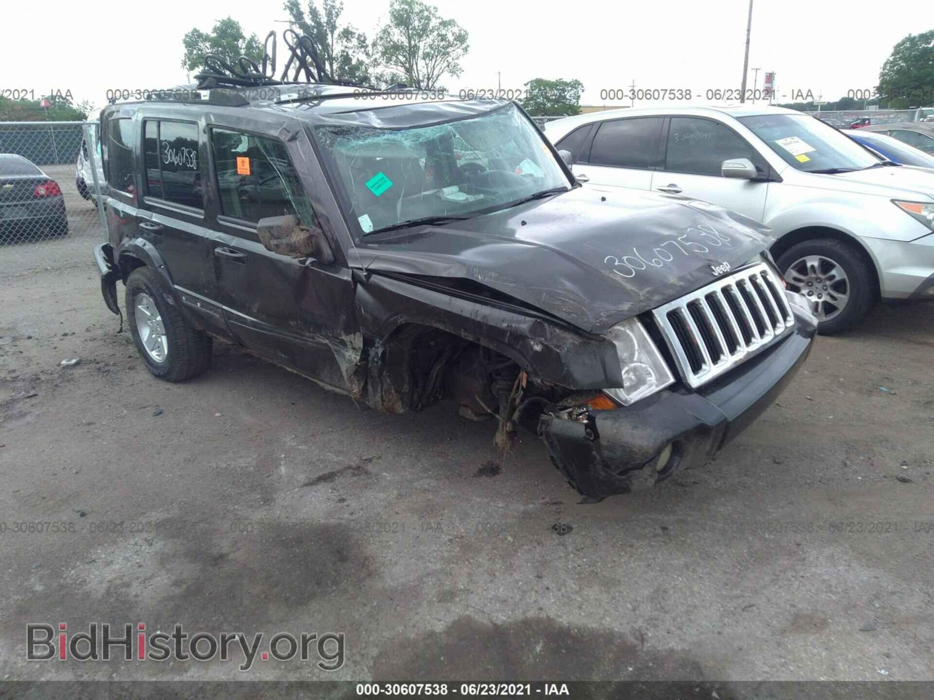 Фотография 1J8HG58216C242197 - JEEP COMMANDER 2006